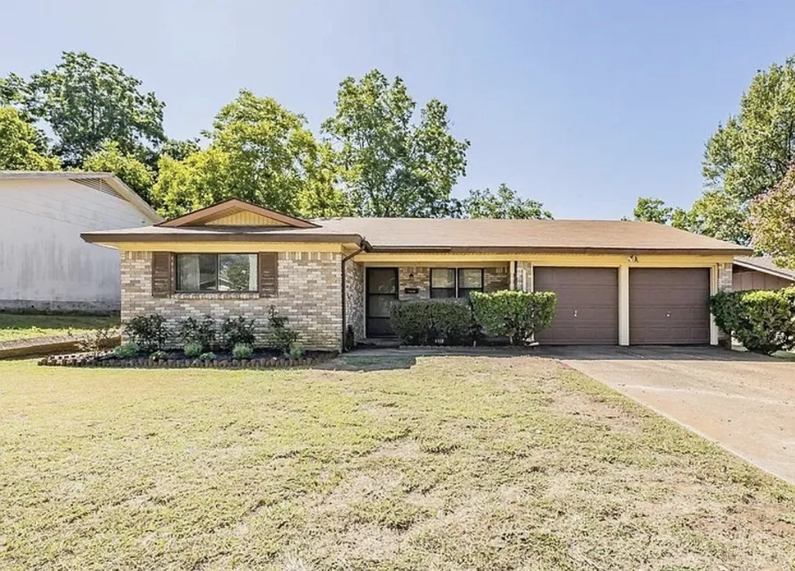 Single Family Residence For Sale