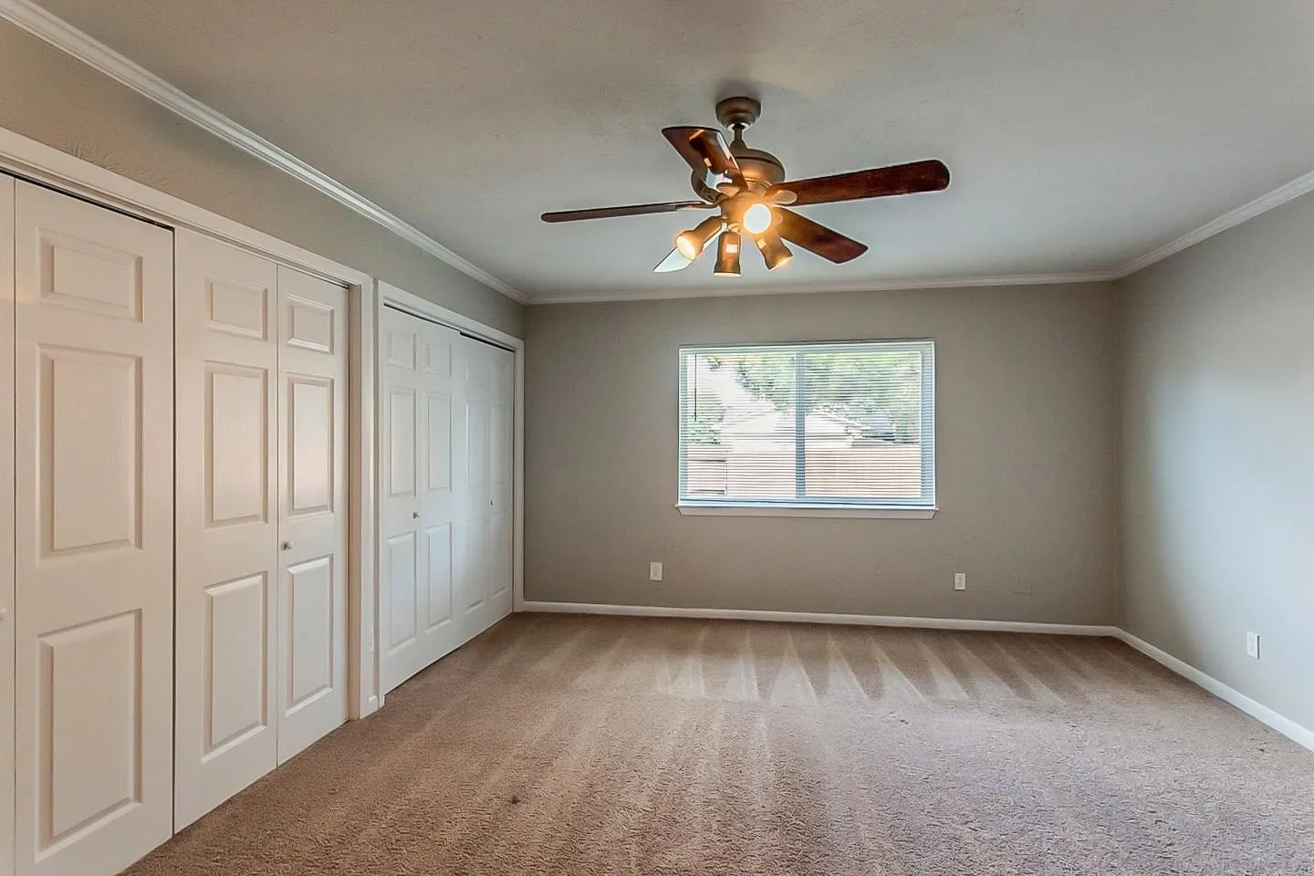 Single Family Residence For Sale in Denton County , 4917 Ashlock Drive, The Colony, Texas 75056, 3 Bedroom, 3 Bathroom, 2 Garage spaces, 1,388 Sqft, built in 1978, mls#21409957, Real Estate Agent in The Colony, Homes For Sale in Denton county, Homes For Sale in The Colony, Realtor in The Colony Texas, Real Estate Brokerage Independent Realty Texas, Luminita Cordes Realtor