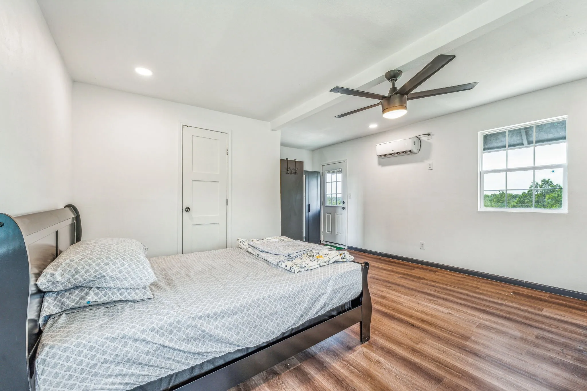 Single Family Residence For Sale in Erath County , 2035 Mesa Vista Drive, Stephenville, Texas 76401, 2 Bedroom, 2 Bathroom, Garage spaces, 640 Sqft, built in 2024, mls#21410364, Real Estate Agent in Stephenville, Homes For Sale in Erath county, Homes For Sale in Stephenville, Realtor in Stephenville Texas, Real Estate Brokerage Independent Realty Texas, Luminita Cordes Realtor
