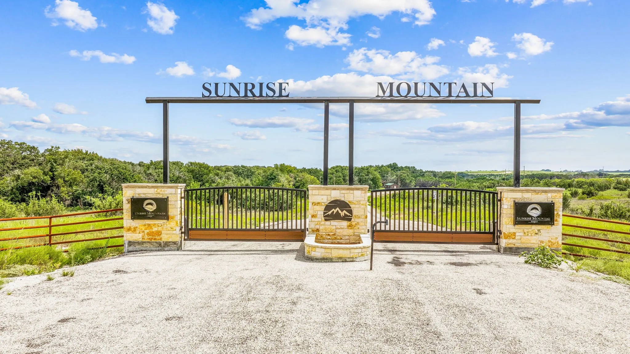 Single Family Residence For Sale in Erath County , 2035 Mesa Vista Drive, Stephenville, Texas 76401, 2 Bedroom, 2 Bathroom, Garage spaces, 640 Sqft, built in 2024, mls#21410364, Real Estate Agent in Stephenville, Homes For Sale in Erath county, Homes For Sale in Stephenville, Realtor in Stephenville Texas, Real Estate Brokerage Independent Realty Texas, Luminita Cordes Realtor
