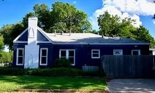 Single Family Residence For Rent in Taylor County , 502 Sayles Boulevard, Abilene, Texas 79605, 3 Bedroom, 2 Bathroom, Garage spaces, 1,413 Sqft, built in 1941, mls#21411020, Real Estate Agent in Abilene, Homes For Rent in Taylor county, Homes For Rent in Abilene, Realtor in Abilene Texas, Real Estate Brokerage Independent Realty Texas, Luminita Cordes Realtor