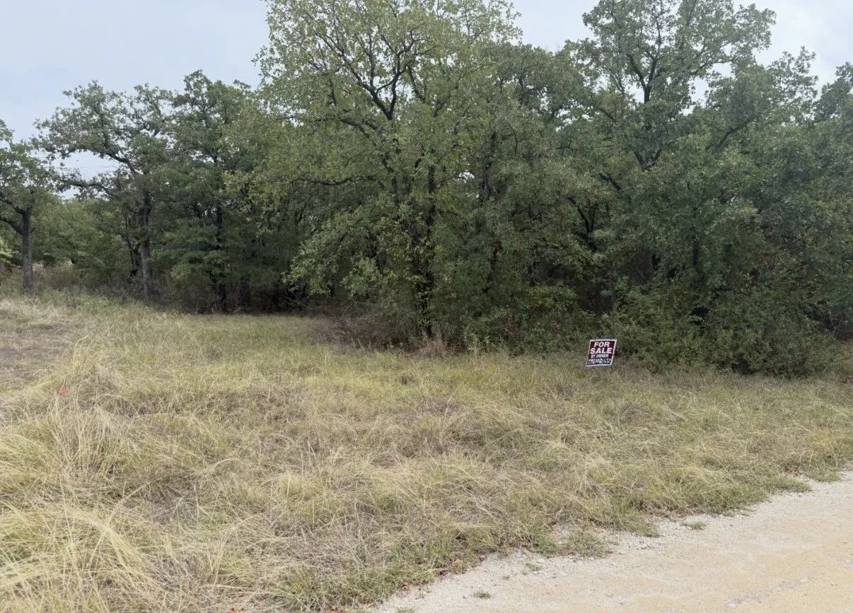 Unimproved Land For Sale in Wise County , 207 Lindsey Lane, Runaway Bay, Texas 76426, 0, 0, Garage spaces, 0 Sqft, built in 0, mls#21411047, Real Estate Agent in Runaway Bay, Homes For Sale in Wise county, Homes For Sale in Runaway Bay, Realtor in Runaway Bay Texas, Real Estate Brokerage Independent Realty Texas, Luminita Cordes Realtor