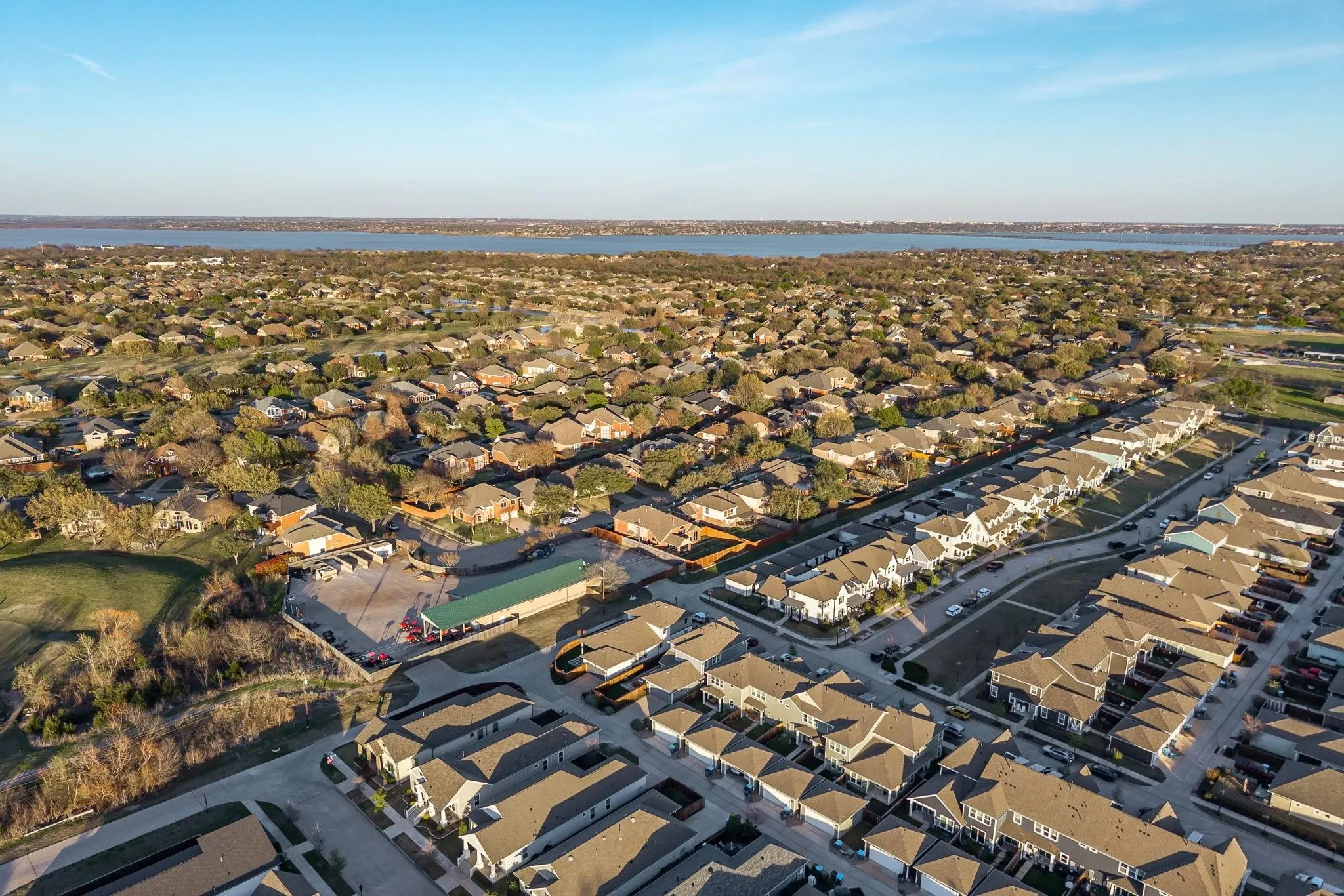 Proximity to Lake Ray Hubbard