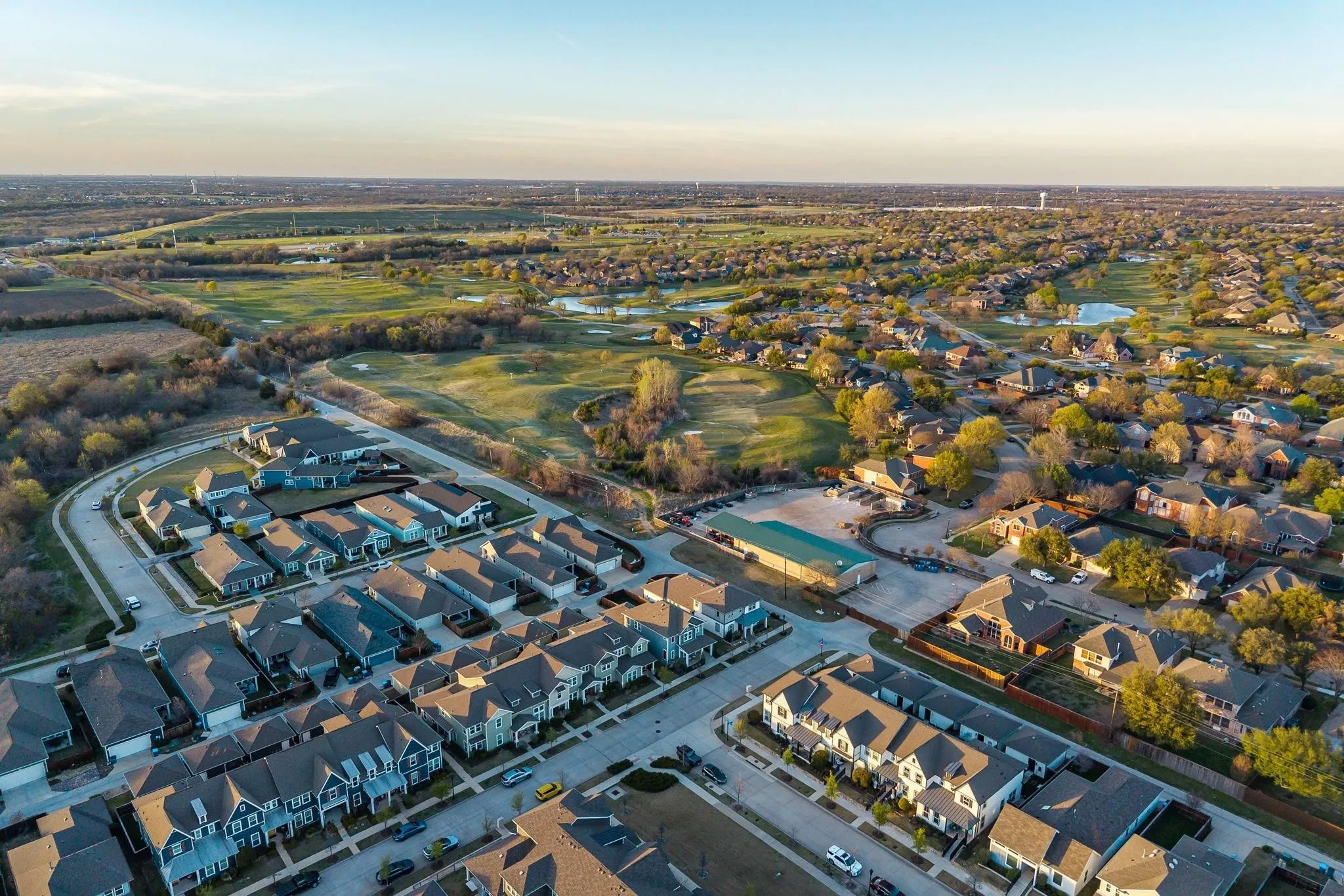 Proximity to Waterview Golf Club