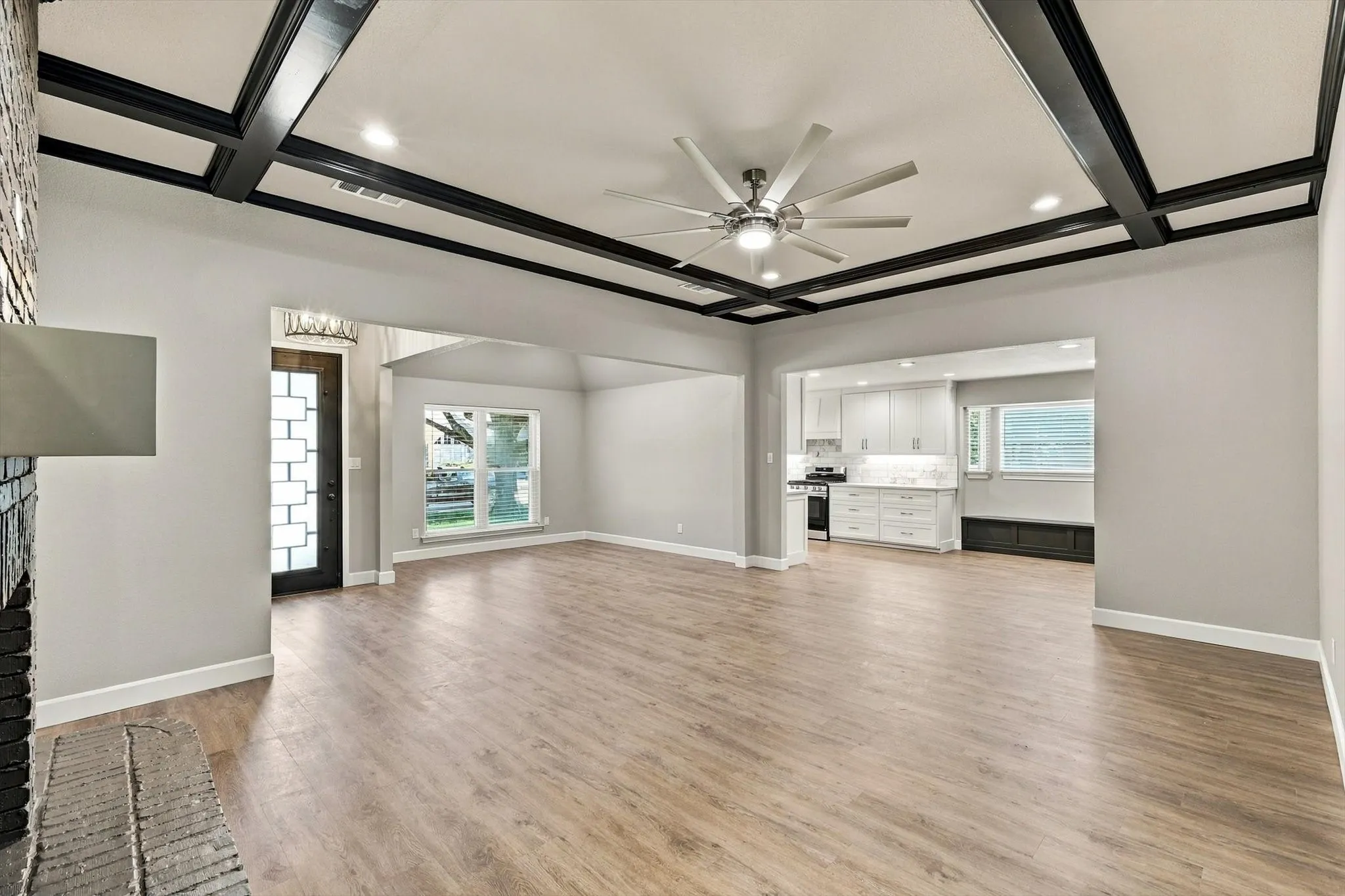 Single Family Residence For Rent in Denton County , 2040 Aspen Place, Lewisville, Texas 75077, 3 Bedroom, 3 Bathroom, 3 Garage spaces, 2,265 Sqft, built in 1984, mls#21398707, Real Estate Agent in Lewisville, Homes For Rent in Denton county, Homes For Rent in Lewisville, Realtor in Lewisville Texas, Real Estate Brokerage Independent Realty Texas, Luminita Cordes Realtor