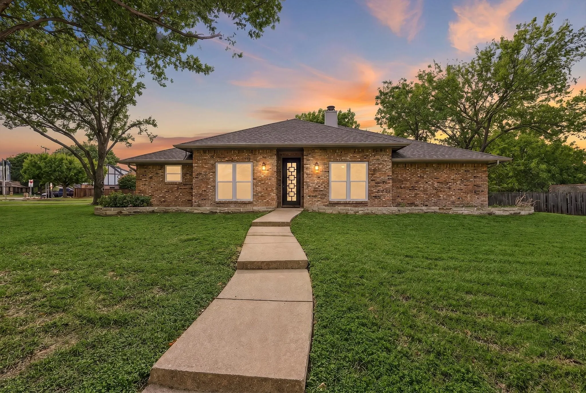 Single Family Residence For Rent