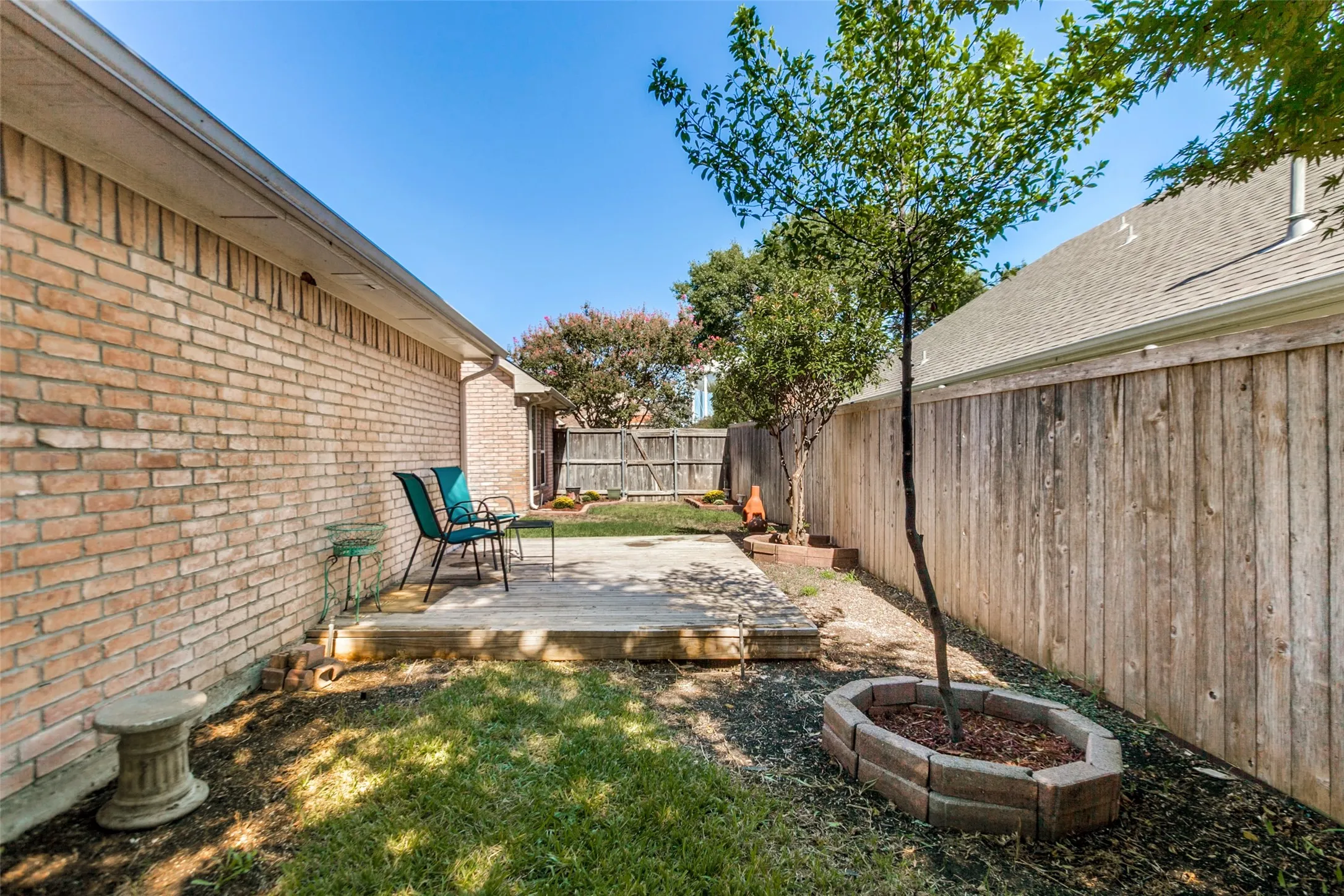 Single Family Residence For Sale in Dallas County , 616 Sunningdale, Richardson, Texas 75081, 4 Bedroom, 2 Bathroom, 2 Garage spaces, 2,274 Sqft, built in 1999, mls#21406136, Real Estate Agent in Richardson, Homes For Sale in Dallas county, Homes For Sale in Richardson, Realtor in Richardson Texas, Real Estate Brokerage Independent Realty Texas, Luminita Cordes Realtor