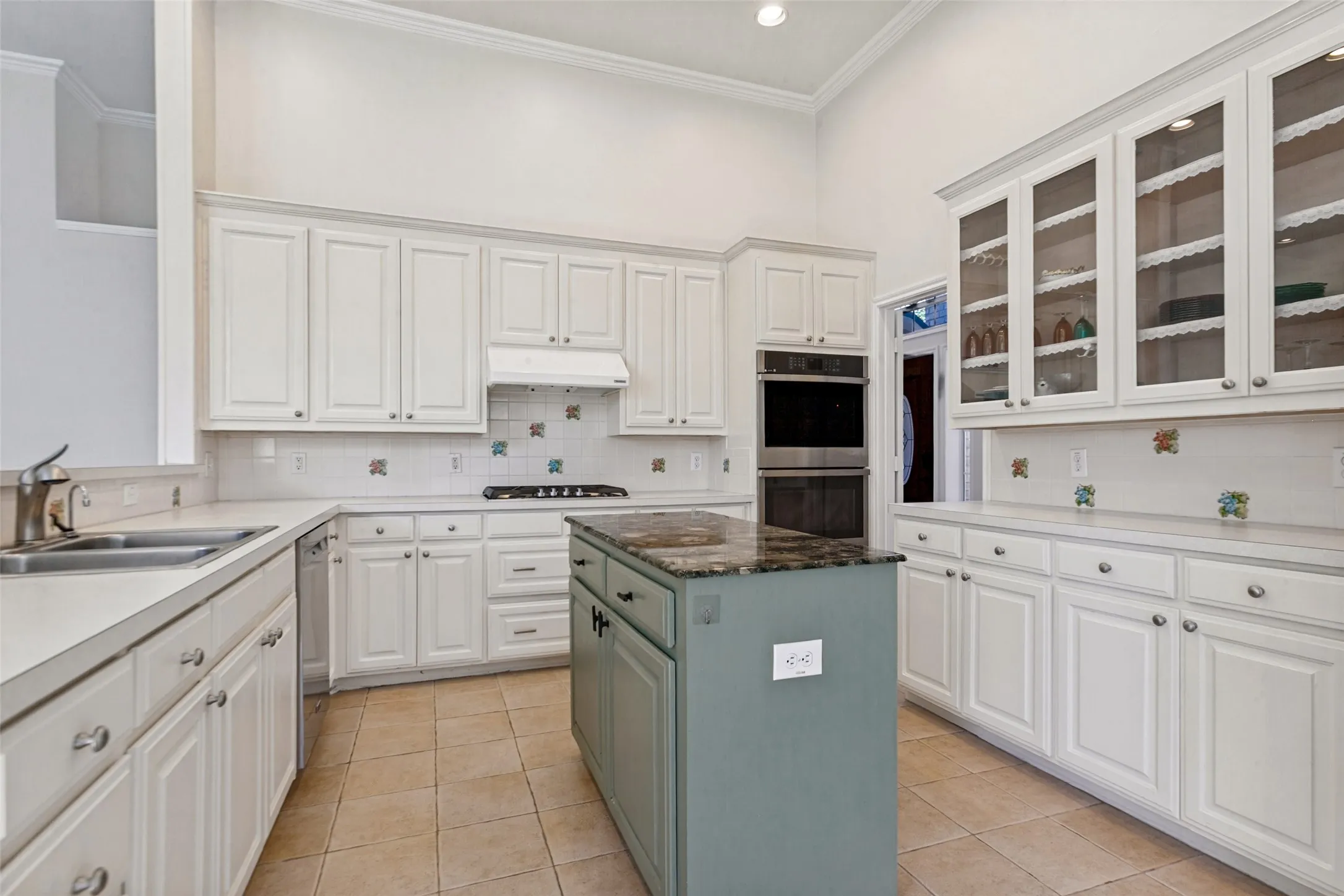 Single Family Residence For Sale in Dallas County , 616 Sunningdale, Richardson, Texas 75081, 4 Bedroom, 2 Bathroom, 2 Garage spaces, 2,274 Sqft, built in 1999, mls#21406136, Real Estate Agent in Richardson, Homes For Sale in Dallas county, Homes For Sale in Richardson, Realtor in Richardson Texas, Real Estate Brokerage Independent Realty Texas, Luminita Cordes Realtor