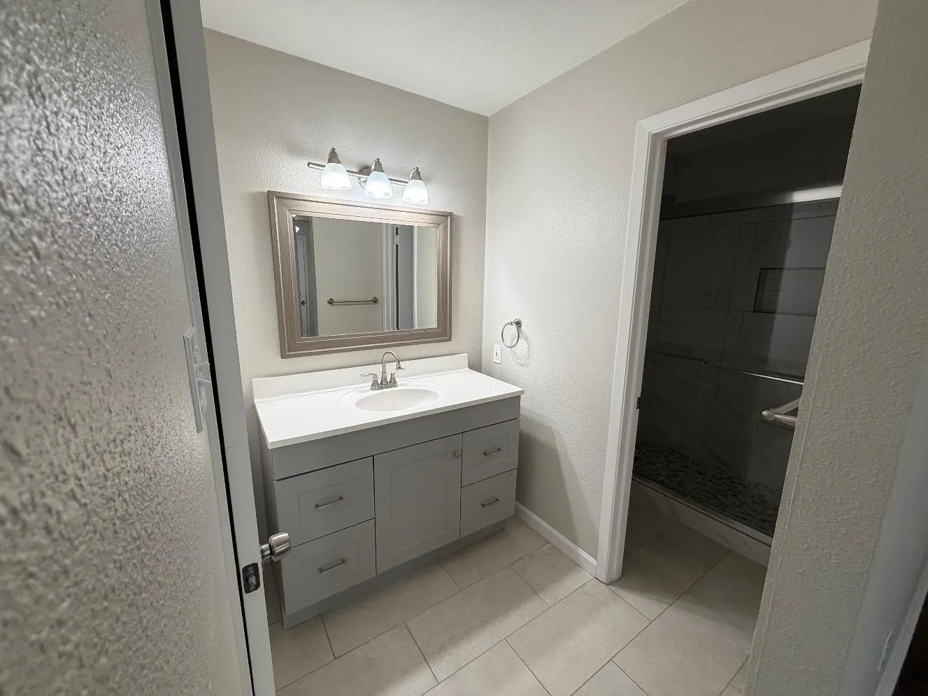Single Family Residence For Sale in Dallas County , 3109 Manchester Drive, Mesquite, Texas 75150, 3 Bedroom, 2 Bathroom, 2 Garage spaces, 1,607 Sqft, built in 1974, mls#21410919, Real Estate Agent in Mesquite, Homes For Sale in Dallas county, Homes For Sale in Mesquite, Realtor in Mesquite Texas, Real Estate Brokerage Independent Realty Texas, Luminita Cordes Realtor