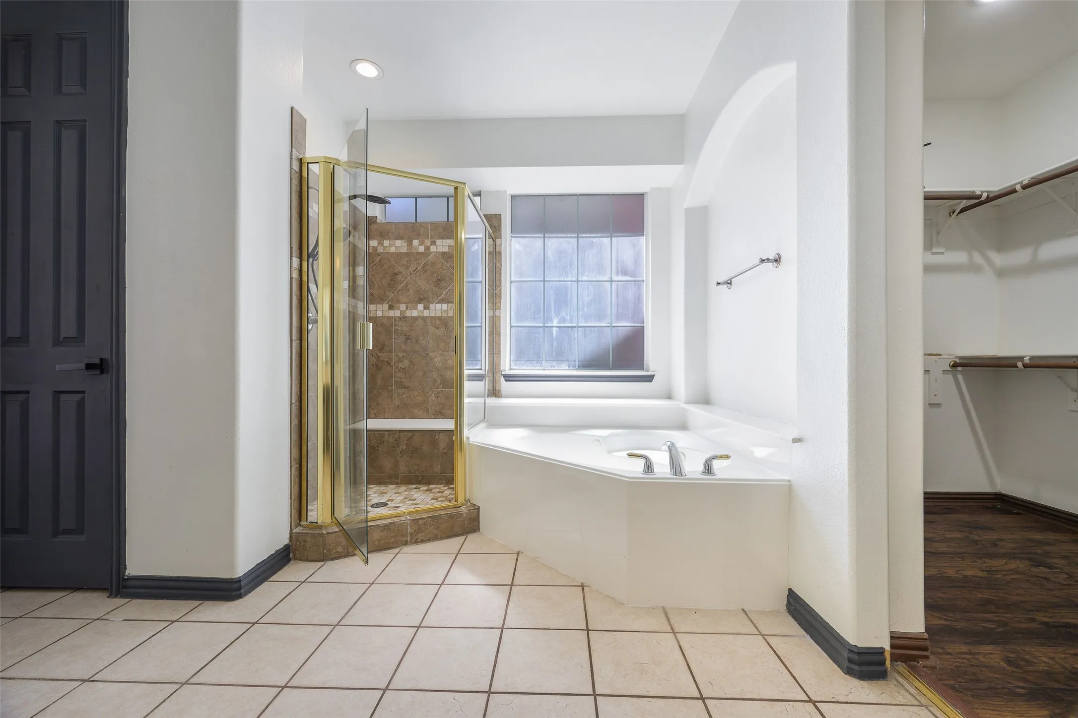 Single Family Residence For Rent in Denton County , 5170 Mohegan Lane, Frisco, Texas 75034, 5 Bedroom, 4 Bathroom, 3 Garage spaces, 4,499 Sqft, built in 2002, mls#21411070, Real Estate Agent in Frisco, Homes For Rent in Denton county, Homes For Rent in Frisco, Realtor in Frisco Texas, Real Estate Brokerage Independent Realty Texas, Luminita Cordes Realtor