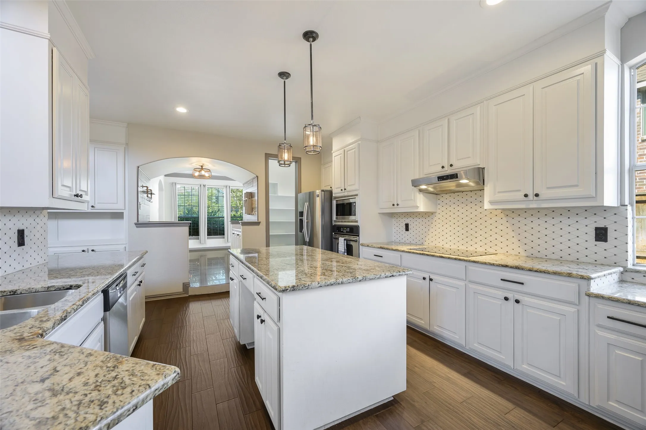 Single Family Residence For Rent in Denton County , 5170 Mohegan Lane, Frisco, Texas 75034, 5 Bedroom, 4 Bathroom, 3 Garage spaces, 4,499 Sqft, built in 2002, mls#21411070, Real Estate Agent in Frisco, Homes For Rent in Denton county, Homes For Rent in Frisco, Realtor in Frisco Texas, Real Estate Brokerage Independent Realty Texas, Luminita Cordes Realtor