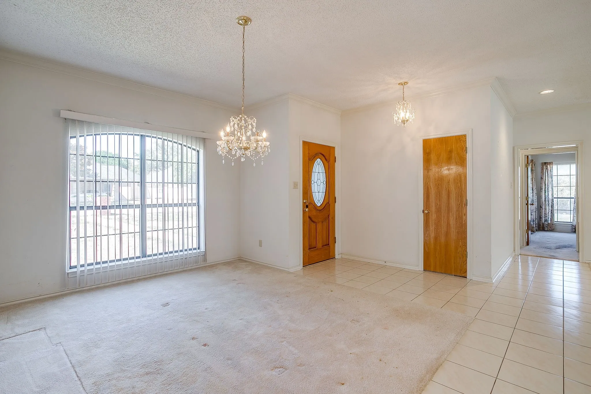 Single Family Residence For Sale in Parker County , 101 Royal Oak Drive, Aledo, Texas 76008, 3 Bedroom, 3 Bathroom, 2 Garage spaces, 2,316 Sqft, built in 1988, mls#21411072, Real Estate Agent in Aledo, Homes For Sale in Parker county, Homes For Sale in Aledo, Realtor in Aledo Texas, Real Estate Brokerage Independent Realty Texas, Luminita Cordes Realtor
