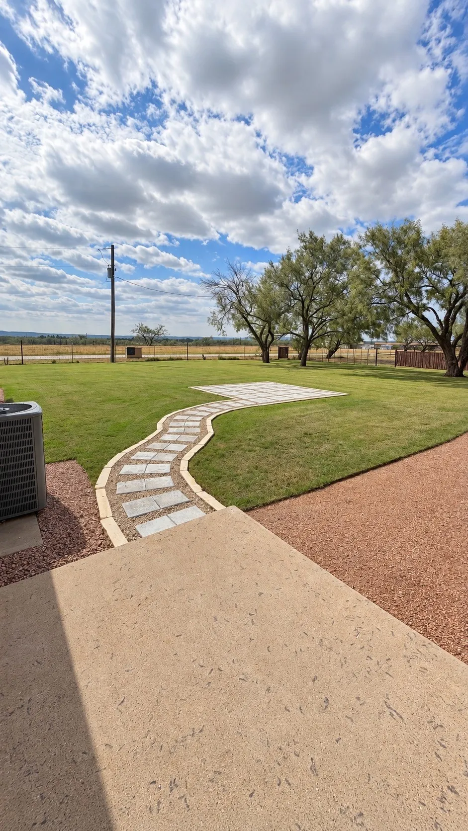 Single Family Residence For Rent in Taylor County , 2310 Potosi Road, Abilene, Texas 79602, 4 Bedroom, 2 Bathroom, 2 Garage spaces, 2,752 Sqft, built in 1956, mls#21411076, Real Estate Agent in Abilene, Homes For Rent in Taylor county, Homes For Rent in Abilene, Realtor in Abilene Texas, Real Estate Brokerage Independent Realty Texas, Luminita Cordes Realtor