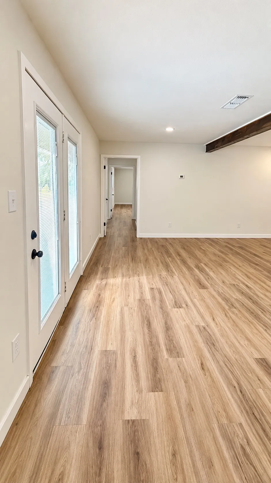 Single Family Residence For Rent in Taylor County , 2310 Potosi Road, Abilene, Texas 79602, 4 Bedroom, 2 Bathroom, 2 Garage spaces, 2,752 Sqft, built in 1956, mls#21411076, Real Estate Agent in Abilene, Homes For Rent in Taylor county, Homes For Rent in Abilene, Realtor in Abilene Texas, Real Estate Brokerage Independent Realty Texas, Luminita Cordes Realtor