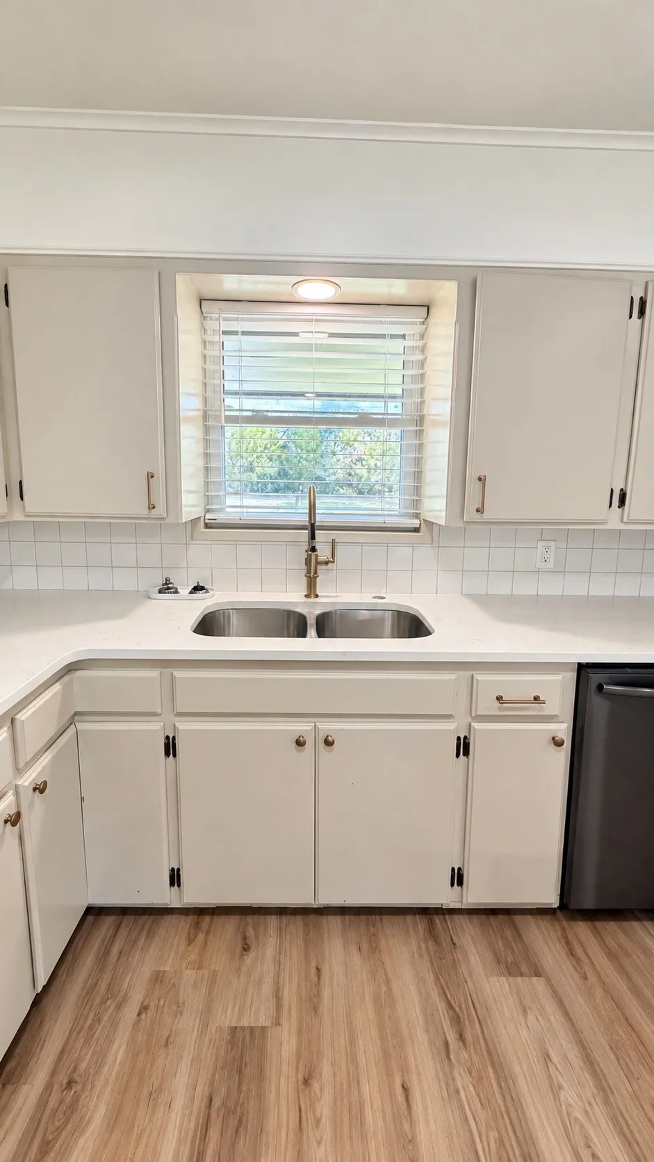 Single Family Residence For Rent in Taylor County , 2310 Potosi Road, Abilene, Texas 79602, 4 Bedroom, 2 Bathroom, 2 Garage spaces, 2,752 Sqft, built in 1956, mls#21411076, Real Estate Agent in Abilene, Homes For Rent in Taylor county, Homes For Rent in Abilene, Realtor in Abilene Texas, Real Estate Brokerage Independent Realty Texas, Luminita Cordes Realtor