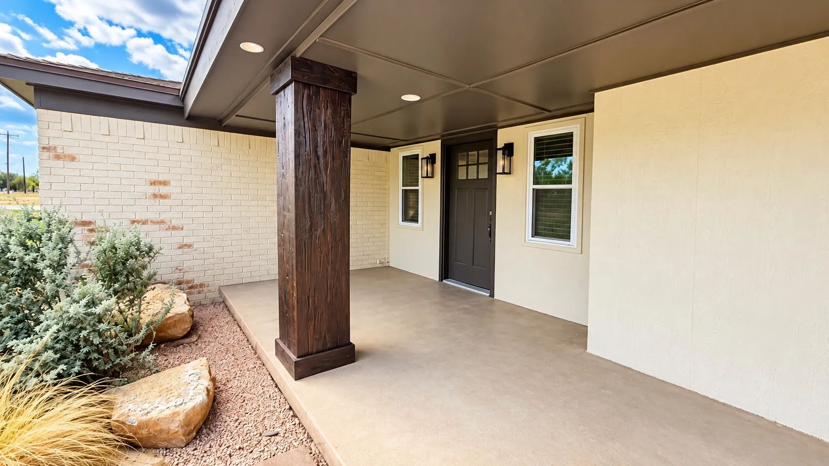 Single Family Residence For Rent in Taylor County , 2310 Potosi Road, Abilene, Texas 79602, 4 Bedroom, 2 Bathroom, 2 Garage spaces, 2,752 Sqft, built in 1956, mls#21411076, Real Estate Agent in Abilene, Homes For Rent in Taylor county, Homes For Rent in Abilene, Realtor in Abilene Texas, Real Estate Brokerage Independent Realty Texas, Luminita Cordes Realtor