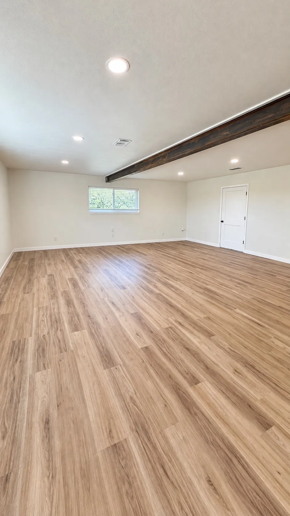 Single Family Residence For Rent in Taylor County , 2310 Potosi Road, Abilene, Texas 79602, 4 Bedroom, 2 Bathroom, 2 Garage spaces, 2,752 Sqft, built in 1956, mls#21411076, Real Estate Agent in Abilene, Homes For Rent in Taylor county, Homes For Rent in Abilene, Realtor in Abilene Texas, Real Estate Brokerage Independent Realty Texas, Luminita Cordes Realtor