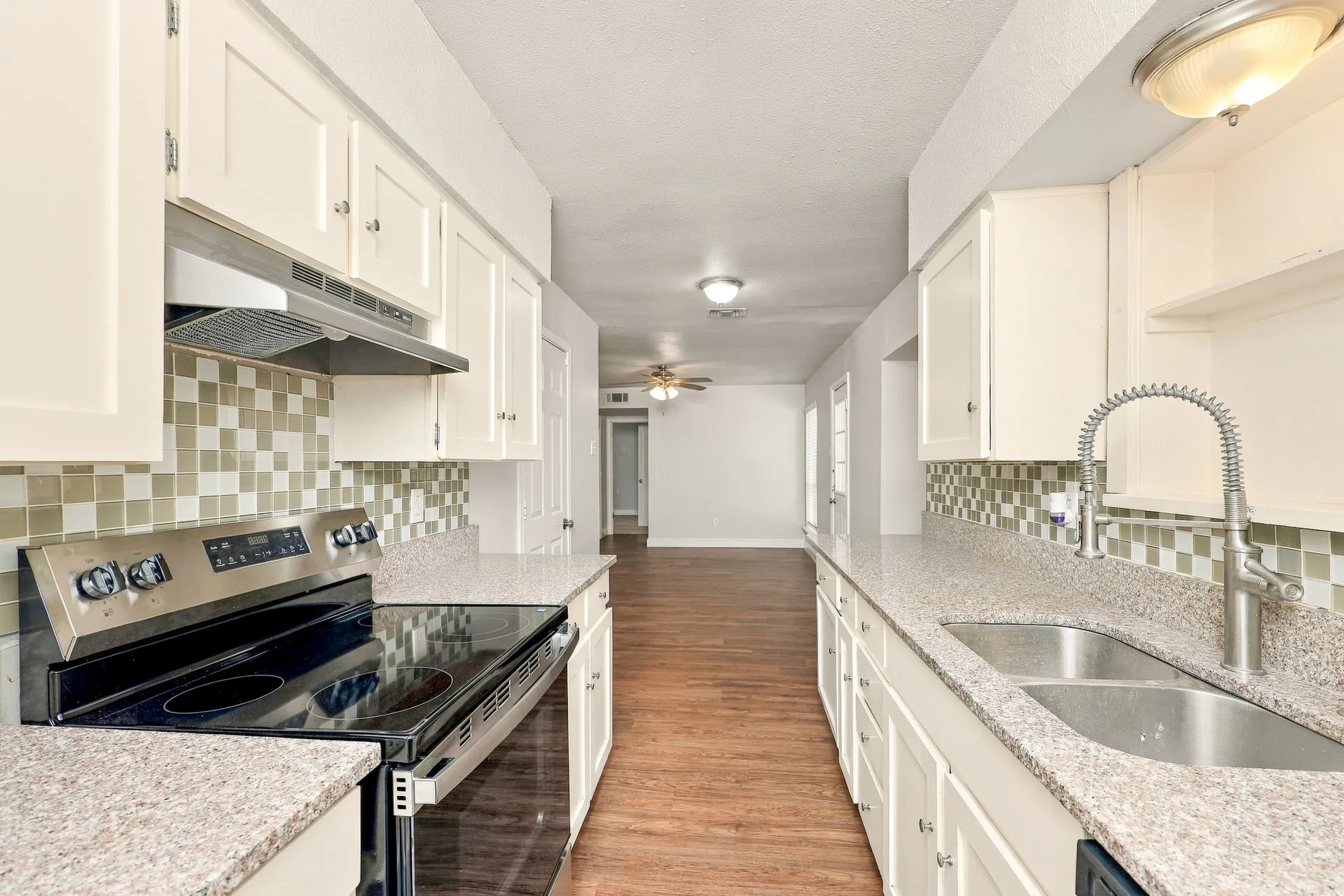 Single Family Residence For Rent in Dallas County , 7709 Texridge Drive, Dallas, Texas 75232, 5 Bedroom, 3 Bathroom, 2 Garage spaces, 2,185 Sqft, built in 1968, mls#21411077, Real Estate Agent in Dallas, Homes For Rent in Dallas county, Homes For Rent in Dallas, Realtor in Dallas Texas, Real Estate Brokerage Independent Realty Texas, Luminita Cordes Realtor