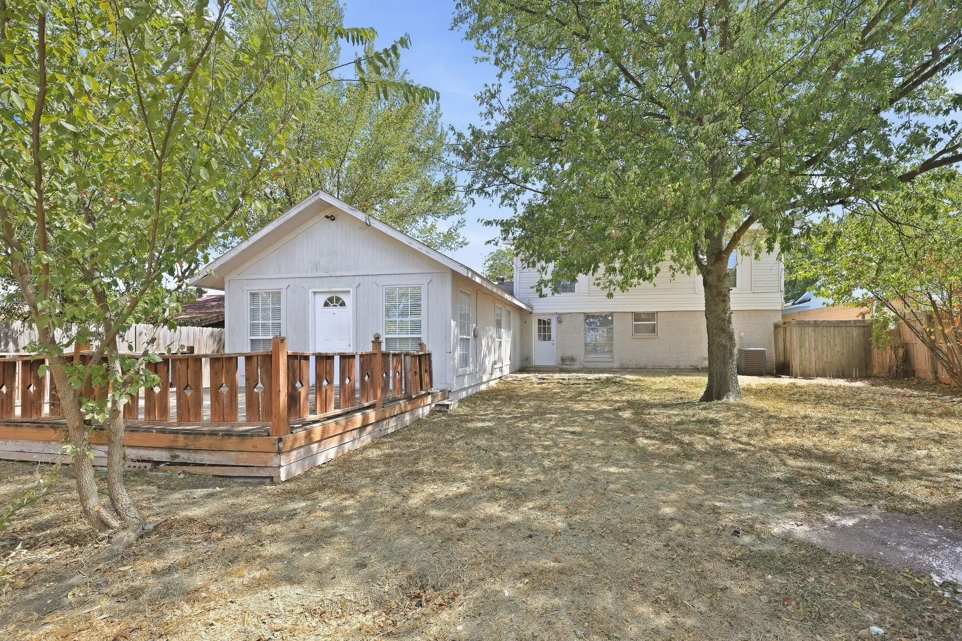 Single Family Residence For Rent in Dallas County , 7709 Texridge Drive, Dallas, Texas 75232, 5 Bedroom, 3 Bathroom, 2 Garage spaces, 2,185 Sqft, built in 1968, mls#21411077, Real Estate Agent in Dallas, Homes For Rent in Dallas county, Homes For Rent in Dallas, Realtor in Dallas Texas, Real Estate Brokerage Independent Realty Texas, Luminita Cordes Realtor