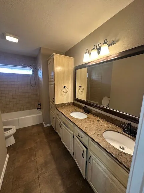 Single Family Residence For Rent in Taylor County , 52 Glen Abbey Street, Abilene, Texas 79606, 3 Bedroom, 2 Bathroom, 2 Garage spaces, 1,972 Sqft, built in 1990, mls#21411080, Real Estate Agent in Abilene, Homes For Rent in Taylor county, Homes For Rent in Abilene, Realtor in Abilene Texas, Real Estate Brokerage Independent Realty Texas, Luminita Cordes Realtor