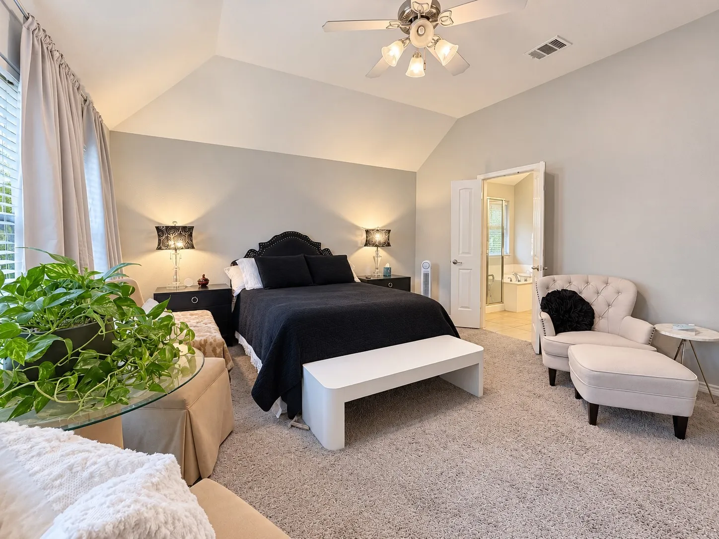 Single Family Residence For Rent in Collin County , 1509 Enchanted Rock Trail, Mc Kinney, Texas 75072, 5 Bedroom, 3 Bathroom, 2 Garage spaces, 2,523 Sqft, built in 2009, mls#21411082, Real Estate Agent in Mc Kinney, Homes For Rent in Collin county, Homes For Rent in Mc Kinney, Realtor in Mc Kinney Texas, Real Estate Brokerage Independent Realty Texas, Luminita Cordes Realtor