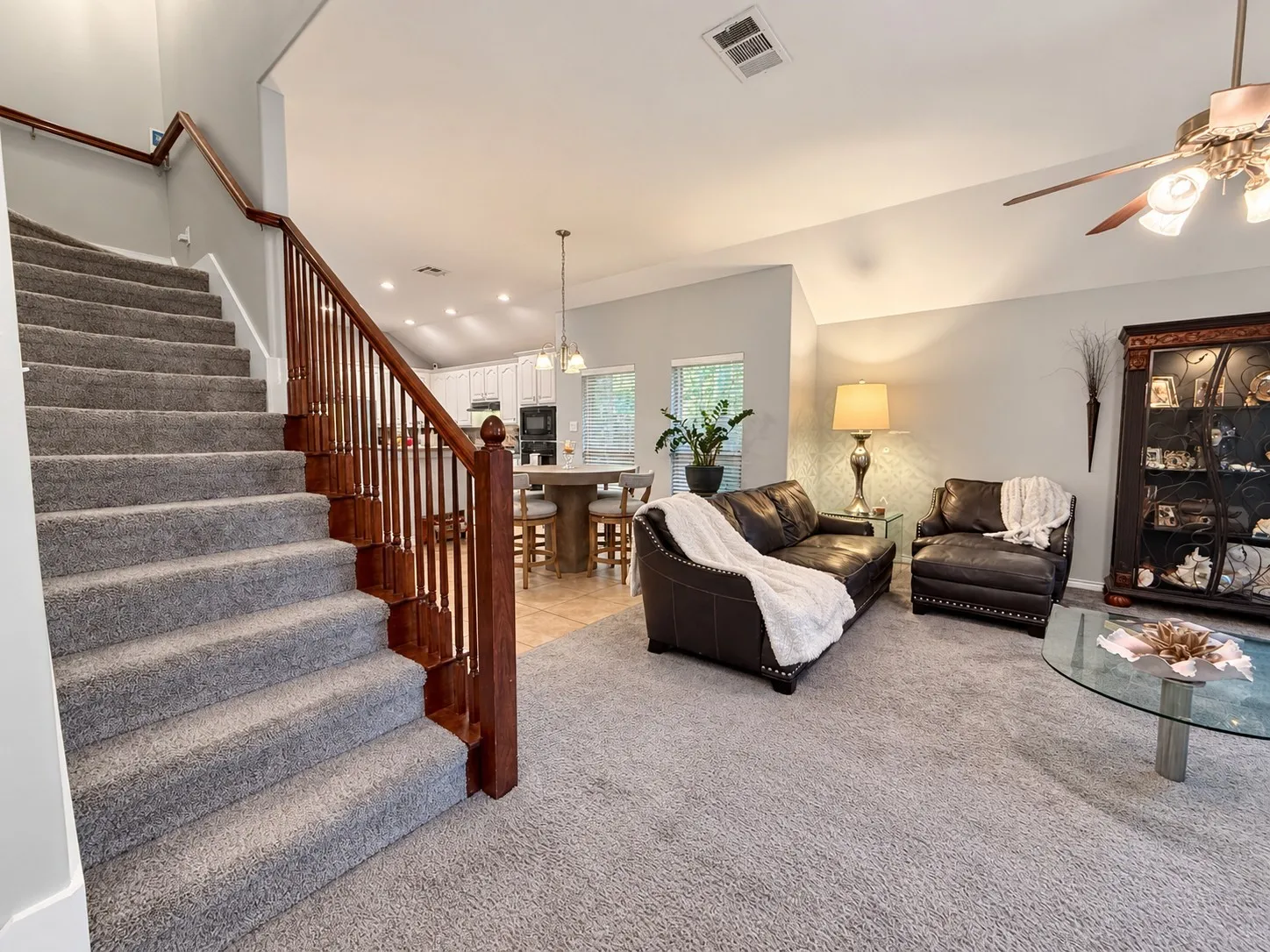 Single Family Residence For Rent in Collin County , 1509 Enchanted Rock Trail, Mc Kinney, Texas 75072, 5 Bedroom, 3 Bathroom, 2 Garage spaces, 2,523 Sqft, built in 2009, mls#21411082, Real Estate Agent in Mc Kinney, Homes For Rent in Collin county, Homes For Rent in Mc Kinney, Realtor in Mc Kinney Texas, Real Estate Brokerage Independent Realty Texas, Luminita Cordes Realtor