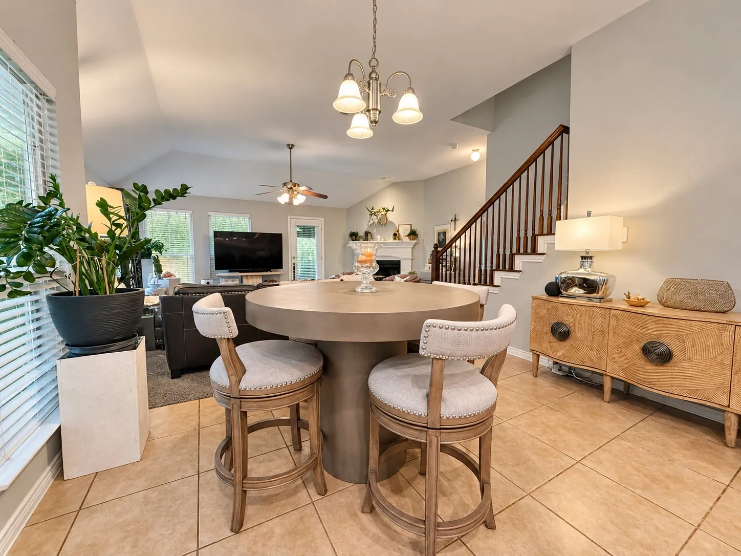 Single Family Residence For Rent in Collin County , 1509 Enchanted Rock Trail, Mc Kinney, Texas 75072, 5 Bedroom, 3 Bathroom, 2 Garage spaces, 2,523 Sqft, built in 2009, mls#21411082, Real Estate Agent in Mc Kinney, Homes For Rent in Collin county, Homes For Rent in Mc Kinney, Realtor in Mc Kinney Texas, Real Estate Brokerage Independent Realty Texas, Luminita Cordes Realtor