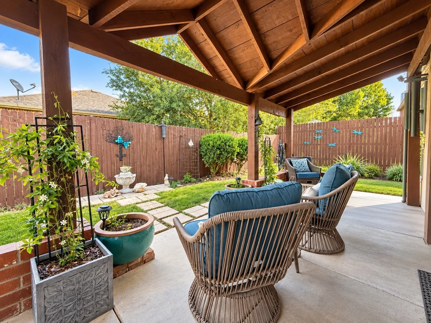 Single Family Residence For Rent in Collin County , 1509 Enchanted Rock Trail, Mc Kinney, Texas 75072, 5 Bedroom, 3 Bathroom, 2 Garage spaces, 2,523 Sqft, built in 2009, mls#21411082, Real Estate Agent in Mc Kinney, Homes For Rent in Collin county, Homes For Rent in Mc Kinney, Realtor in Mc Kinney Texas, Real Estate Brokerage Independent Realty Texas, Luminita Cordes Realtor
