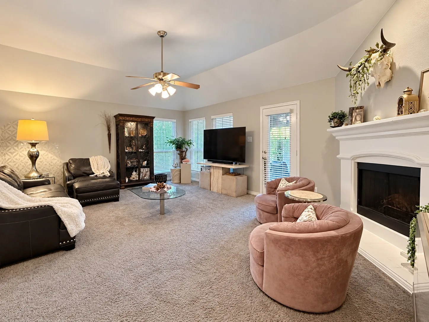 Single Family Residence For Rent in Collin County , 1509 Enchanted Rock Trail, Mc Kinney, Texas 75072, 5 Bedroom, 3 Bathroom, 2 Garage spaces, 2,523 Sqft, built in 2009, mls#21411082, Real Estate Agent in Mc Kinney, Homes For Rent in Collin county, Homes For Rent in Mc Kinney, Realtor in Mc Kinney Texas, Real Estate Brokerage Independent Realty Texas, Luminita Cordes Realtor