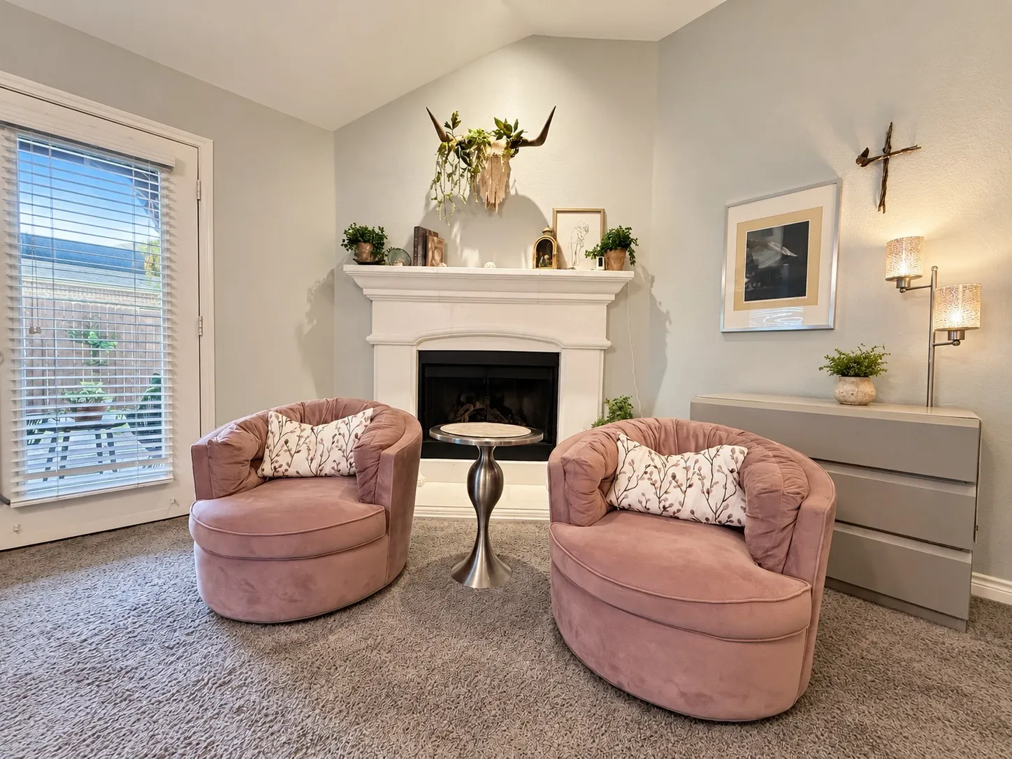 Single Family Residence For Rent in Collin County , 1509 Enchanted Rock Trail, Mc Kinney, Texas 75072, 5 Bedroom, 3 Bathroom, 2 Garage spaces, 2,523 Sqft, built in 2009, mls#21411082, Real Estate Agent in Mc Kinney, Homes For Rent in Collin county, Homes For Rent in Mc Kinney, Realtor in Mc Kinney Texas, Real Estate Brokerage Independent Realty Texas, Luminita Cordes Realtor