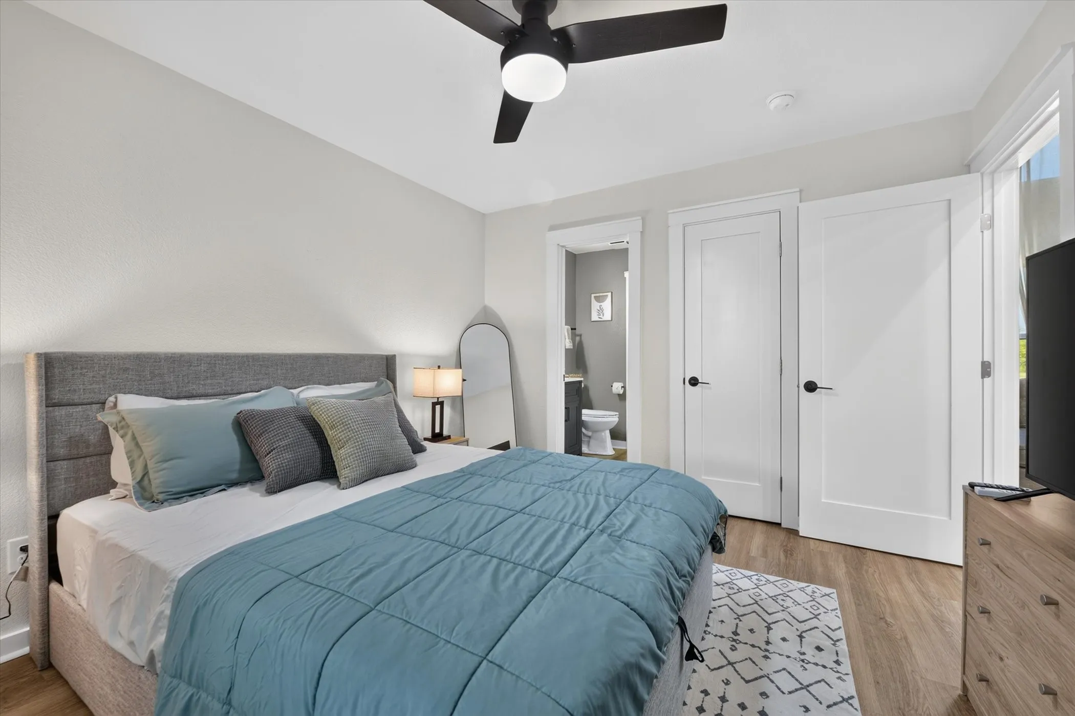 Apartment For Rent in Tarrant County , 10651 Old Cleburne Crowley Junction A, Crowley, Texas 76036, 1 Bedroom, 1 Bathroom, Garage spaces, 400 Sqft, built in 2024, mls#21411096, Real Estate Agent in Crowley, Homes For Rent in Tarrant county, Homes For Rent in Crowley, Realtor in Crowley Texas, Real Estate Brokerage Independent Realty Texas, Luminita Cordes Realtor