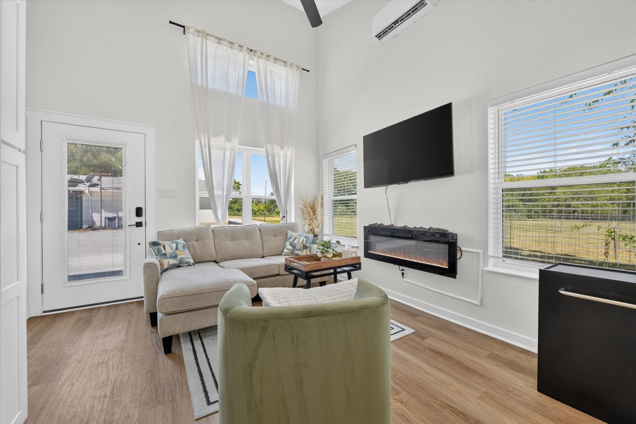 Apartment For Rent in Tarrant County , 10651 Old Cleburne Crowley Junction A, Crowley, Texas 76036, 1 Bedroom, 1 Bathroom, Garage spaces, 400 Sqft, built in 2024, mls#21411096, Real Estate Agent in Crowley, Homes For Rent in Tarrant county, Homes For Rent in Crowley, Realtor in Crowley Texas, Real Estate Brokerage Independent Realty Texas, Luminita Cordes Realtor