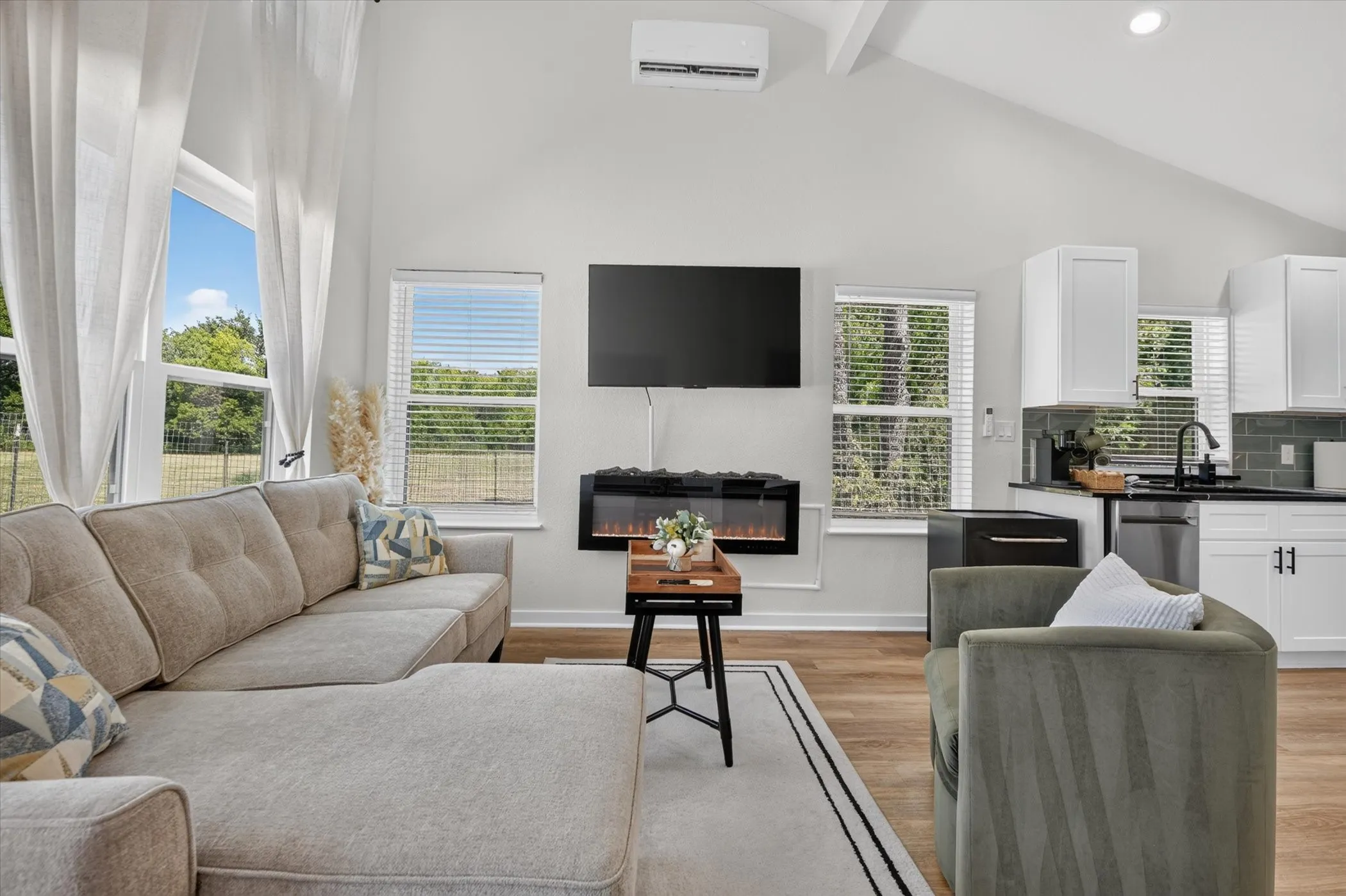 Apartment For Rent in Tarrant County , 10651 Old Cleburne Crowley Junction A, Crowley, Texas 76036, 1 Bedroom, 1 Bathroom, Garage spaces, 400 Sqft, built in 2024, mls#21411096, Real Estate Agent in Crowley, Homes For Rent in Tarrant county, Homes For Rent in Crowley, Realtor in Crowley Texas, Real Estate Brokerage Independent Realty Texas, Luminita Cordes Realtor