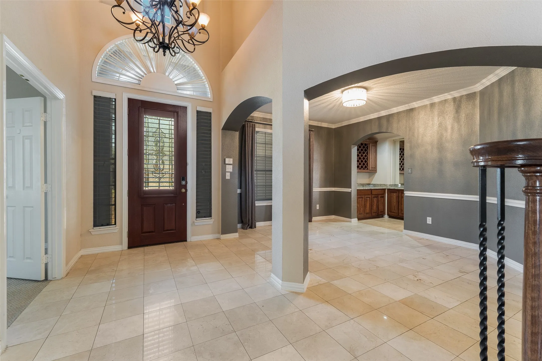 Single Family Residence For Rent in Dallas County , 3819 Winding Forest Drive, Grand Prairie, Texas 75052, 5 Bedroom, 4 Bathroom, 2 Garage spaces, 3,607 Sqft, built in 2003, mls#21411109, Real Estate Agent in Grand Prairie, Homes For Rent in Dallas county, Homes For Rent in Grand Prairie, Realtor in Grand Prairie Texas, Real Estate Brokerage Independent Realty Texas, Luminita Cordes Realtor
