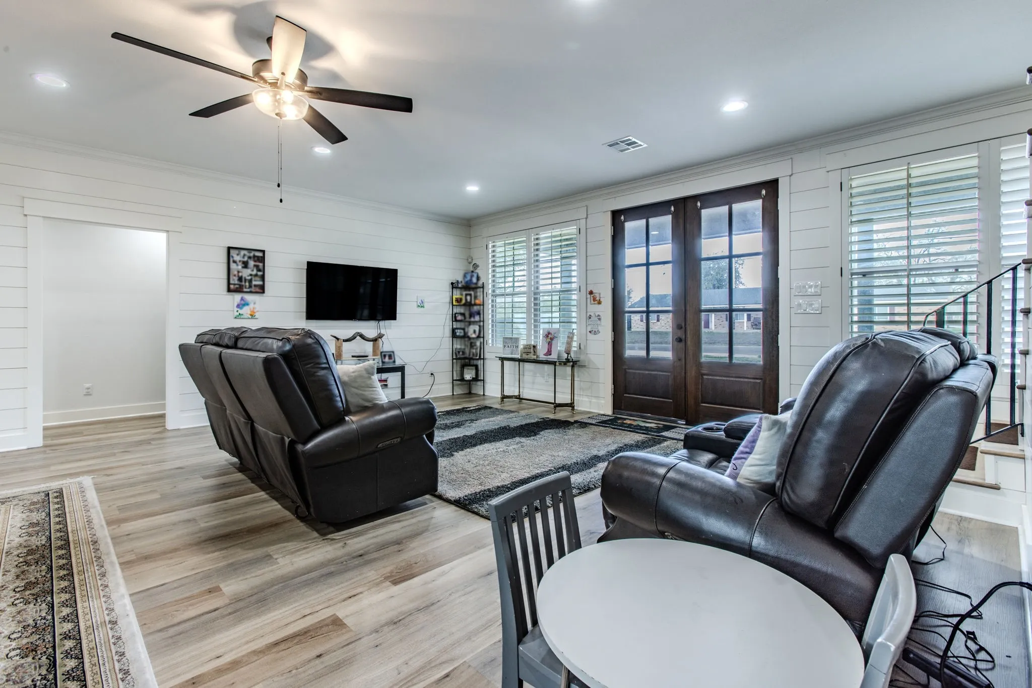 Single Family Residence For Sale in Mc Lennan County , 210 Pamela Avenue, Waco, Texas 76705, 4 Bedroom, 4 Bathroom, 1 Garage spaces, 3,400 Sqft, built in 2021, mls#21411116, Real Estate Agent in Waco, Homes For Sale in Mc Lennan county, Homes For Sale in Waco, Realtor in Waco Texas, Real Estate Brokerage Independent Realty Texas, Luminita Cordes Realtor