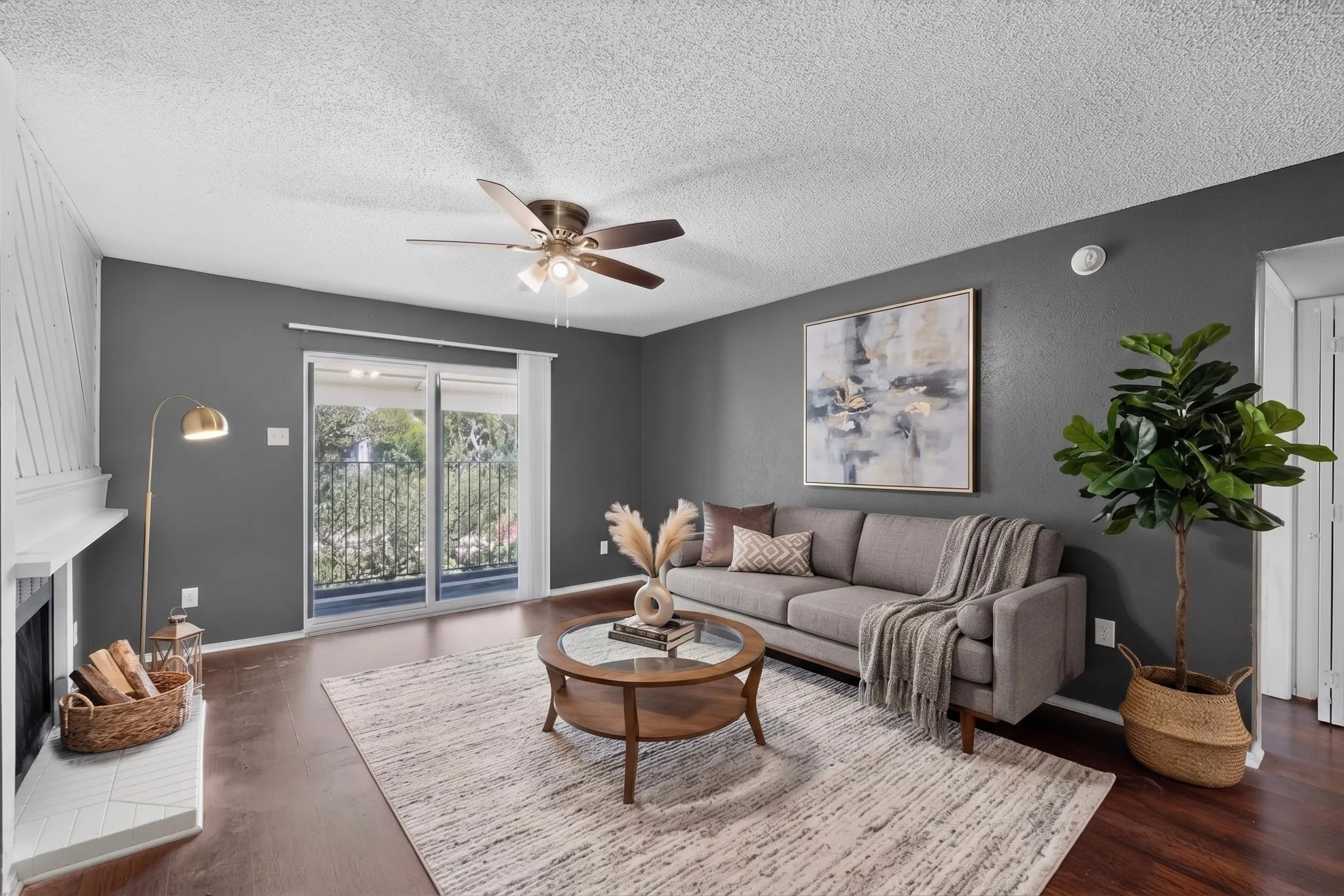 Condominium For Rent in Dallas County , 8109 Skillman Street 3003, Dallas, Texas 75231, 2 Bedroom, 1 Bathroom, Garage spaces, 914 Sqft, built in 1981, mls#21410867, Real Estate Agent in Dallas, Homes For Rent in Dallas county, Homes For Rent in Dallas, Realtor in Dallas Texas, Real Estate Brokerage Independent Realty Texas, Luminita Cordes Realtor