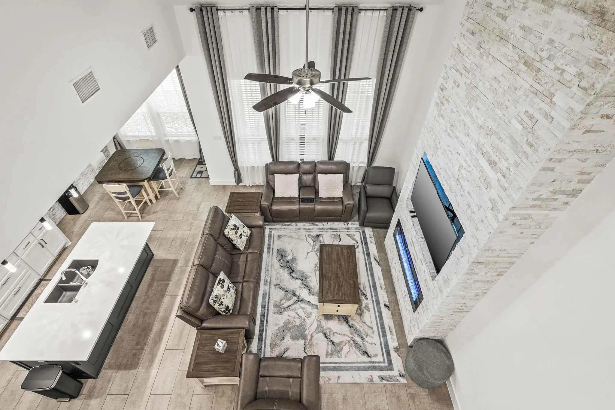 Single Family Residence For Rent in Collin County , 2025 Rhea Court, Celina, Texas 75009, 4 Bedroom, 3 Bathroom, 2 Garage spaces, 2,607 Sqft, built in 2021, mls#21410013, Real Estate Agent in Celina, Homes For Rent in Collin county, Homes For Rent in Celina, Realtor in Celina Texas, Real Estate Brokerage Independent Realty Texas, Luminita Cordes Realtor