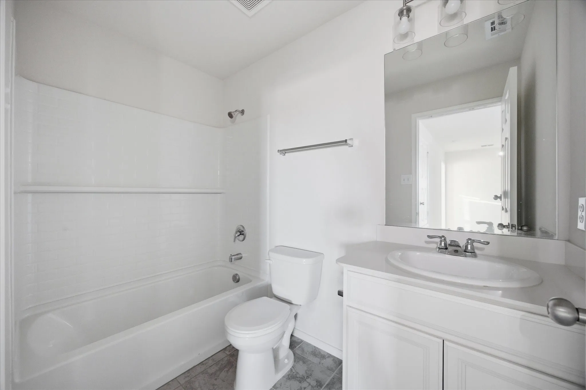 Single Family Residence For Rent in Kaufman County , 1526 Vega Drive, Forney, Texas 75126, 4 Bedroom, 3 Bathroom, 2 Garage spaces, 2,032 Sqft, built in 2021, mls#21410288, Real Estate Agent in Forney, Homes For Rent in Kaufman county, Homes For Rent in Forney, Realtor in Forney Texas, Real Estate Brokerage Independent Realty Texas, Luminita Cordes Realtor