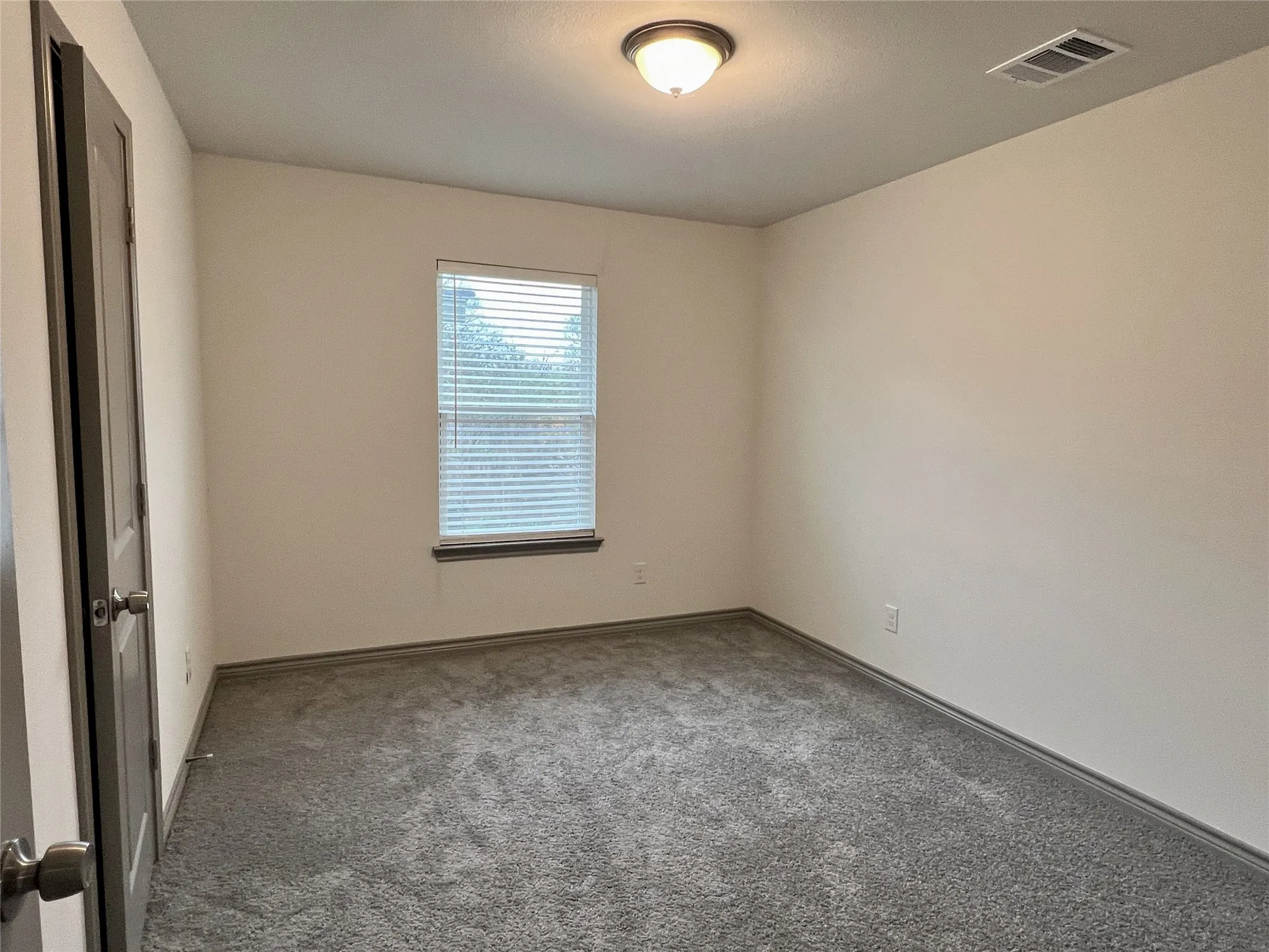 Single Family Residence For Sale in Dallas County , 1438 E Waco Avenue, Dallas, Texas 75216, 3 Bedroom, 2 Bathroom, 1 Garage spaces, 1,800 Sqft, built in 2023, mls#21410822, Real Estate Agent in Dallas, Homes For Sale in Dallas county, Homes For Sale in Dallas, Realtor in Dallas Texas, Real Estate Brokerage Independent Realty Texas, Luminita Cordes Realtor