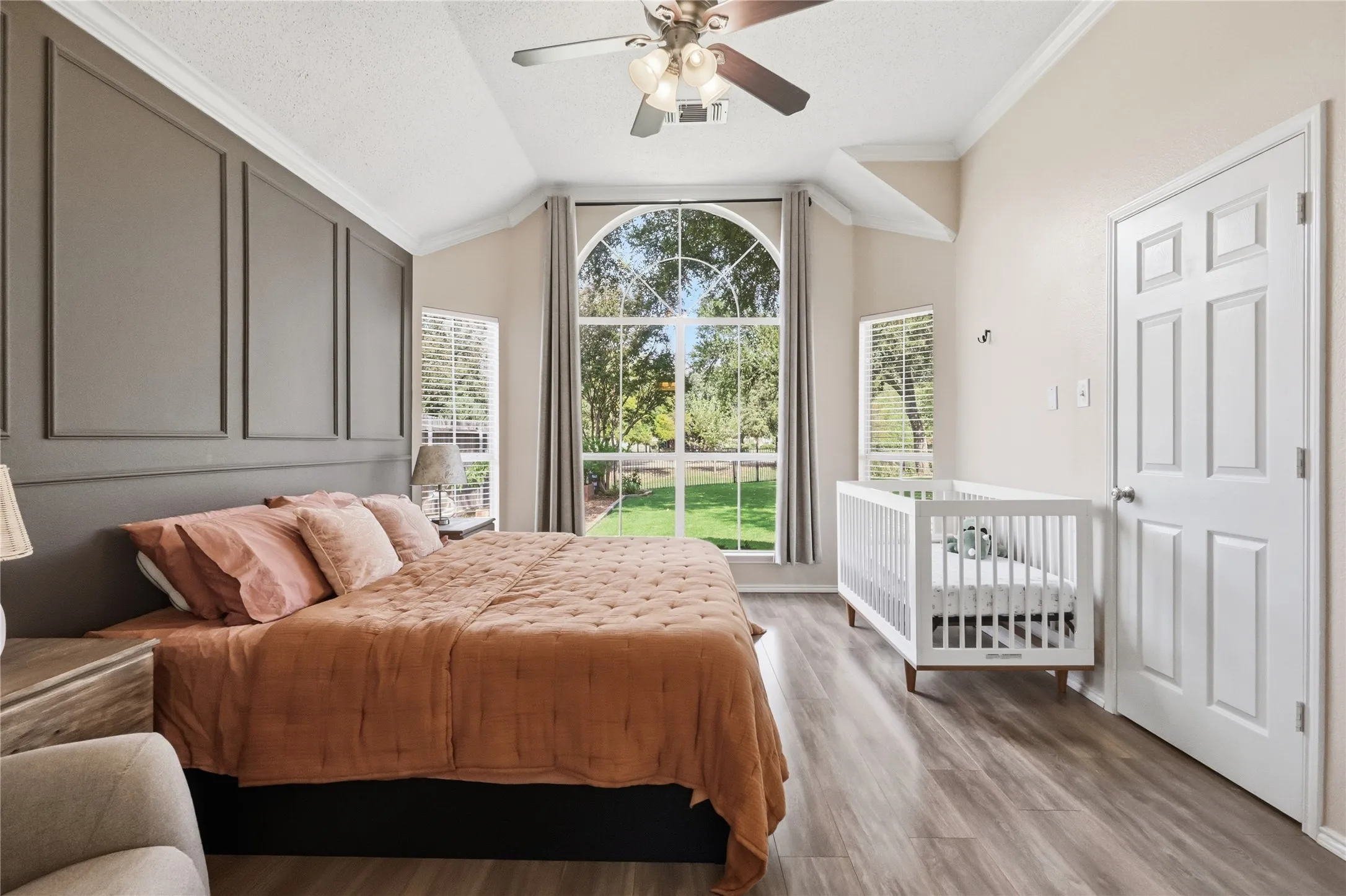 Single Family Residence For Sale in Tarrant County , 5213 Warm Springs Trail, Fort Worth, Texas 76137, 3 Bedroom, 2 Bathroom, 2 Garage spaces, 1,985 Sqft, built in 1997, mls#21411145, Real Estate Agent in Fort Worth, Homes For Sale in Tarrant county, Homes For Sale in Fort Worth, Realtor in Fort Worth Texas, Real Estate Brokerage Independent Realty Texas, Luminita Cordes Realtor