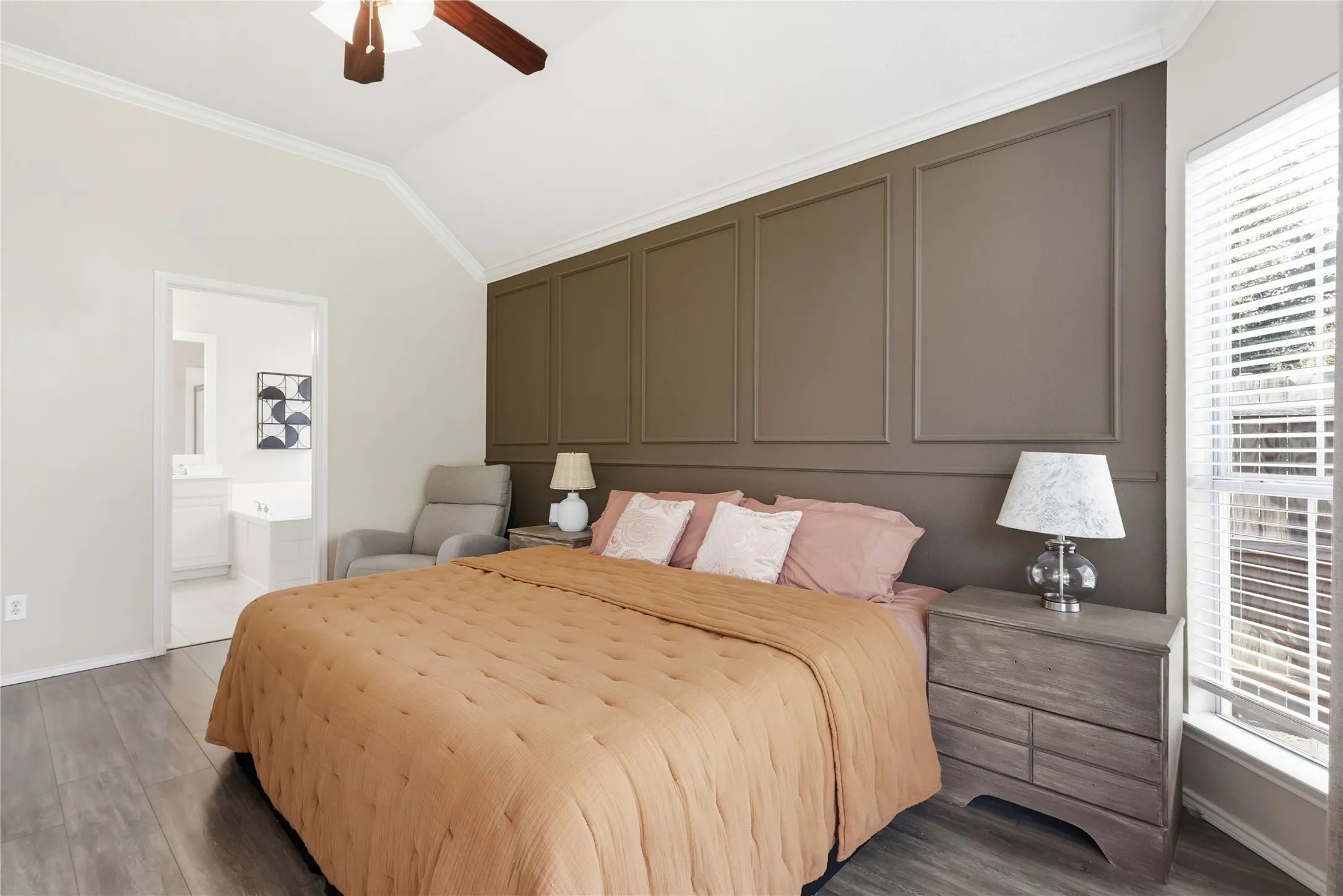 Single Family Residence For Sale in Tarrant County , 5213 Warm Springs Trail, Fort Worth, Texas 76137, 3 Bedroom, 2 Bathroom, 2 Garage spaces, 1,985 Sqft, built in 1997, mls#21411145, Real Estate Agent in Fort Worth, Homes For Sale in Tarrant county, Homes For Sale in Fort Worth, Realtor in Fort Worth Texas, Real Estate Brokerage Independent Realty Texas, Luminita Cordes Realtor