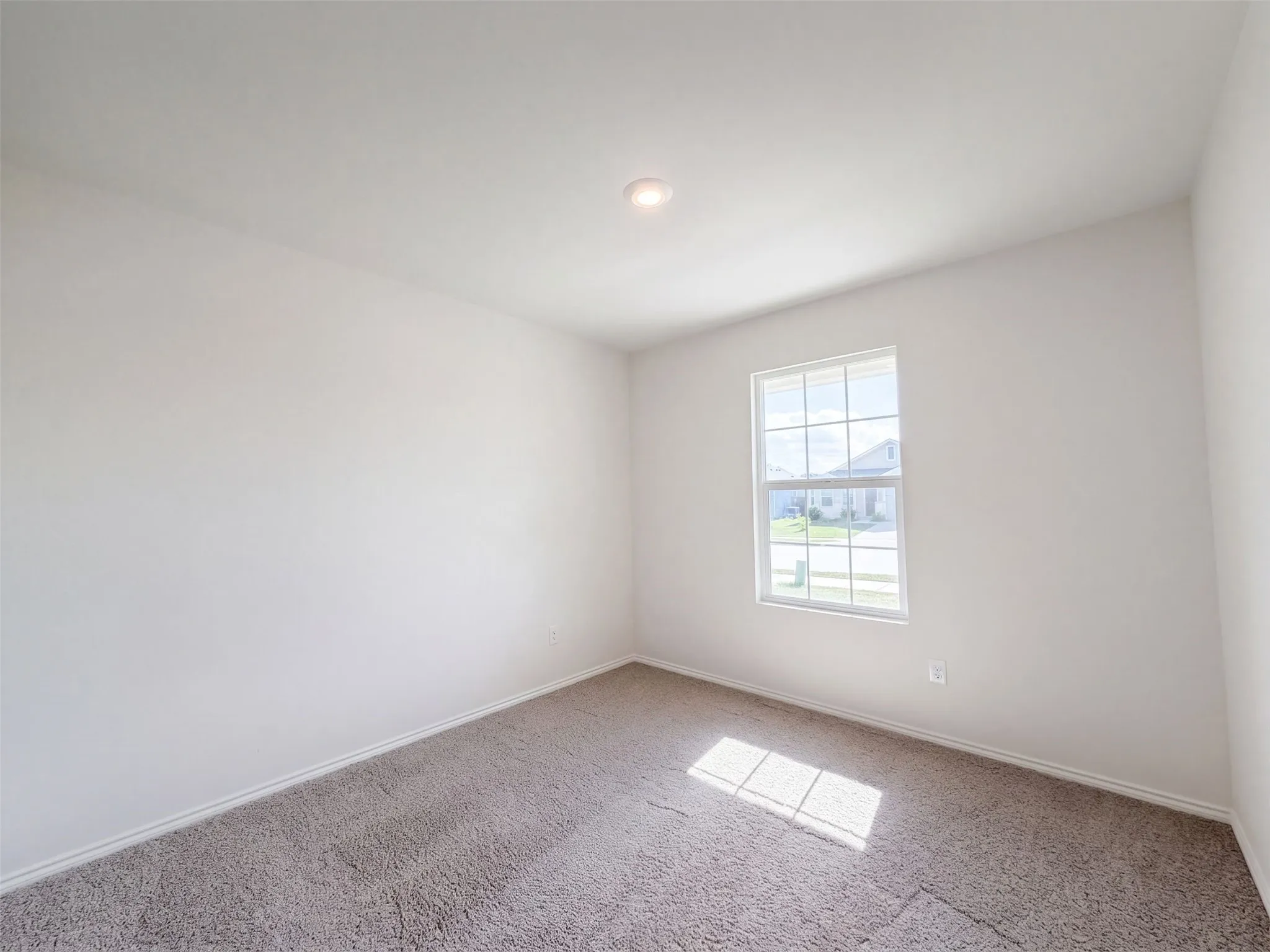 Single Family Residence For Sale in Collin County , 5308 Finbrooke Drive, Princeton, Texas 75407, 3 Bedroom, 2 Bathroom, 2 Garage spaces, 1,260 Sqft, built in 2020, mls#21411121, Real Estate Agent in Princeton, Homes For Sale in Collin county, Homes For Sale in Princeton, Realtor in Princeton Texas, Real Estate Brokerage Independent Realty Texas, Luminita Cordes Realtor