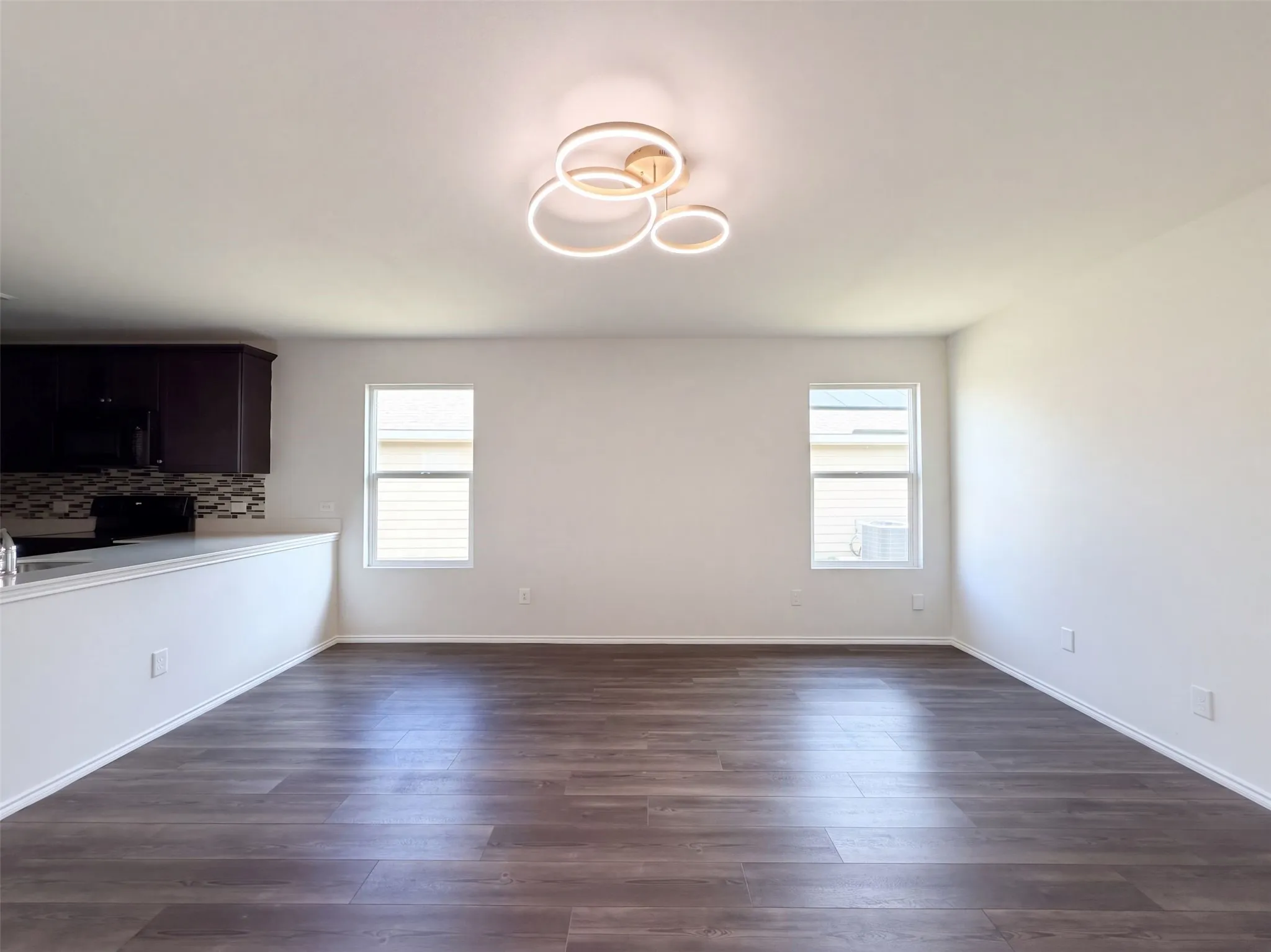 Single Family Residence For Sale in Collin County , 5308 Finbrooke Drive, Princeton, Texas 75407, 3 Bedroom, 2 Bathroom, 2 Garage spaces, 1,260 Sqft, built in 2020, mls#21411121, Real Estate Agent in Princeton, Homes For Sale in Collin county, Homes For Sale in Princeton, Realtor in Princeton Texas, Real Estate Brokerage Independent Realty Texas, Luminita Cordes Realtor