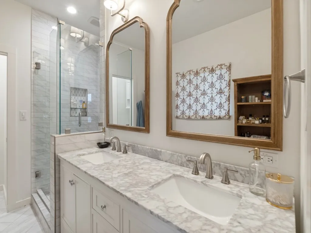 Single Family Residence For Sale in Dallas County , 4448 Hallmark Drive, Dallas, Texas 75229, 4 Bedroom, 4 Bathroom, 2 Garage spaces, 3,070 Sqft, built in 1962, mls#21411151, Real Estate Agent in Dallas, Homes For Sale in Dallas county, Homes For Sale in Dallas, Realtor in Dallas Texas, Real Estate Brokerage Independent Realty Texas, Luminita Cordes Realtor