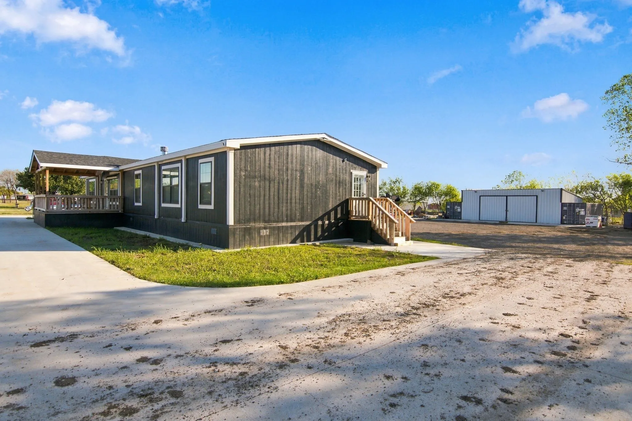 Manufactured Home For Sale in Denton County , 18061 CINDY Lane, Justin, Texas 76247, 4 Bedroom, 2 Bathroom, 2 Garage spaces, 2,000 Sqft, built in 2025, mls#21411094, Real Estate Agent in Justin, Homes For Sale in Denton county, Homes For Sale in Justin, Realtor in Justin Texas, Real Estate Brokerage Independent Realty Texas, Luminita Cordes Realtor