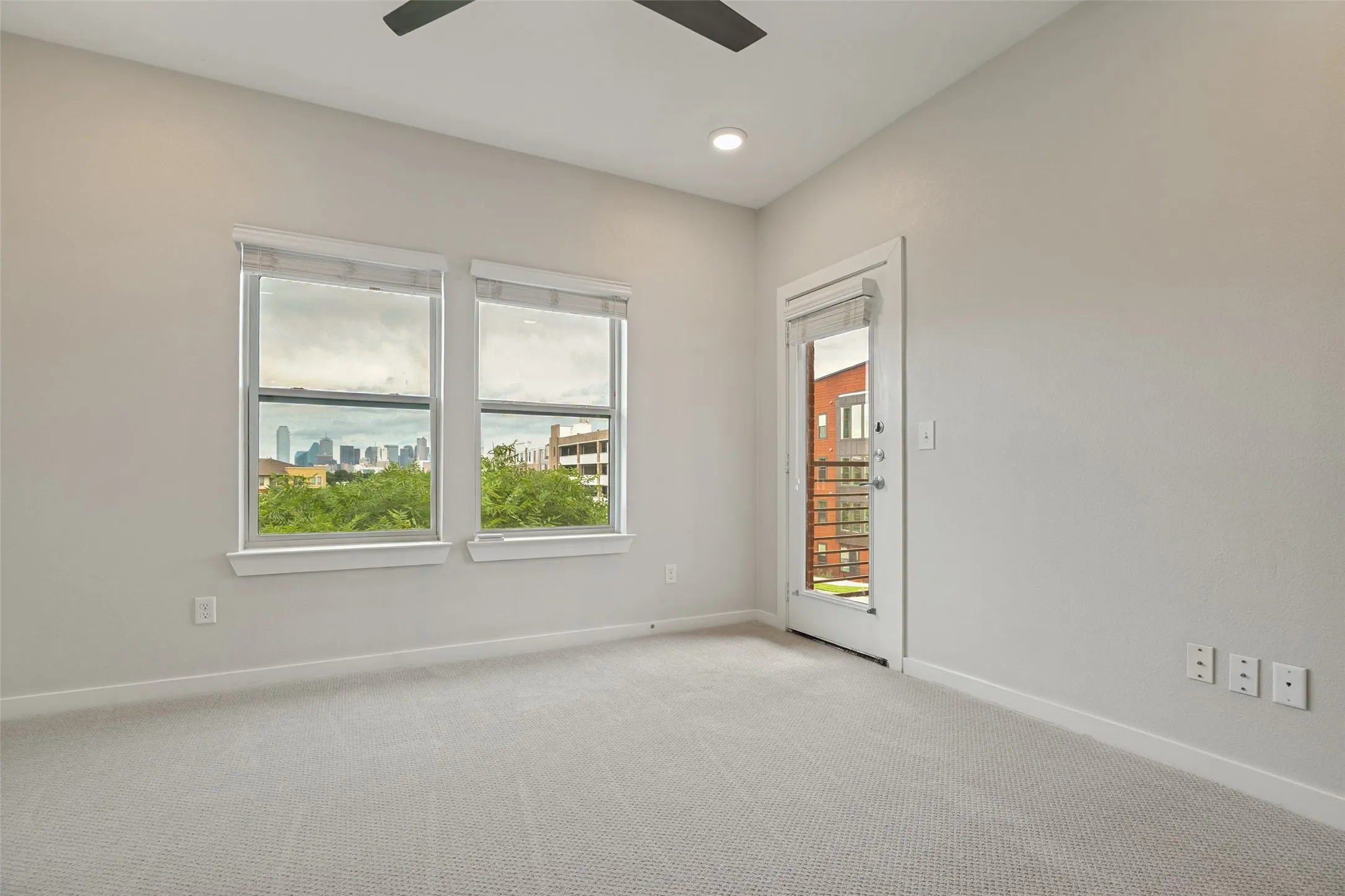 Condominium For Rent in Dallas County , 1596 Fiji Street, Dallas, Texas 75203, 3 Bedroom, 3 Bathroom, 2 Garage spaces, 1,468 Sqft, built in 2017, mls#21411153, Real Estate Agent in Dallas, Homes For Rent in Dallas county, Homes For Rent in Dallas, Realtor in Dallas Texas, Real Estate Brokerage Independent Realty Texas, Luminita Cordes Realtor