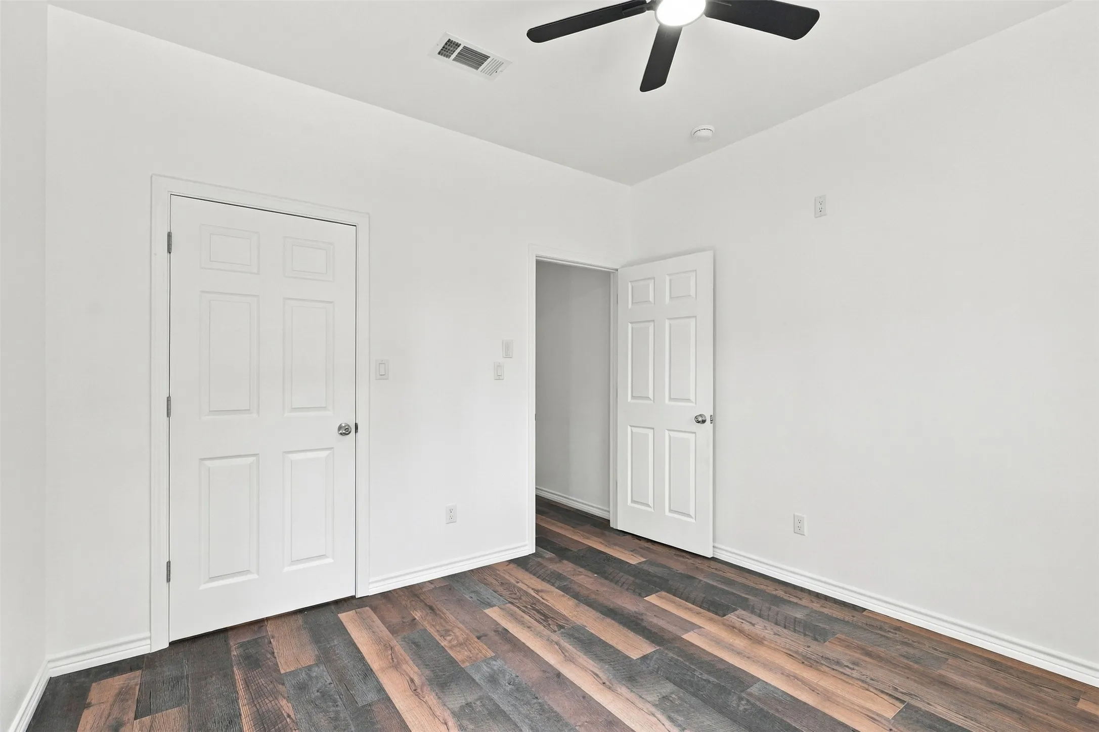 Single Family Residence For Sale in Titus County , 1707 CR 1670, Mt Pleasant, Texas 75455, 3 Bedroom, 2 Bathroom, 2 Garage spaces, 2,150 Sqft, built in 2026, mls#21409960, Real Estate Agent in Mt Pleasant, Homes For Sale in Titus county, Homes For Sale in Mt Pleasant, Realtor in Mt Pleasant Texas, Real Estate Brokerage Independent Realty Texas, Luminita Cordes Realtor