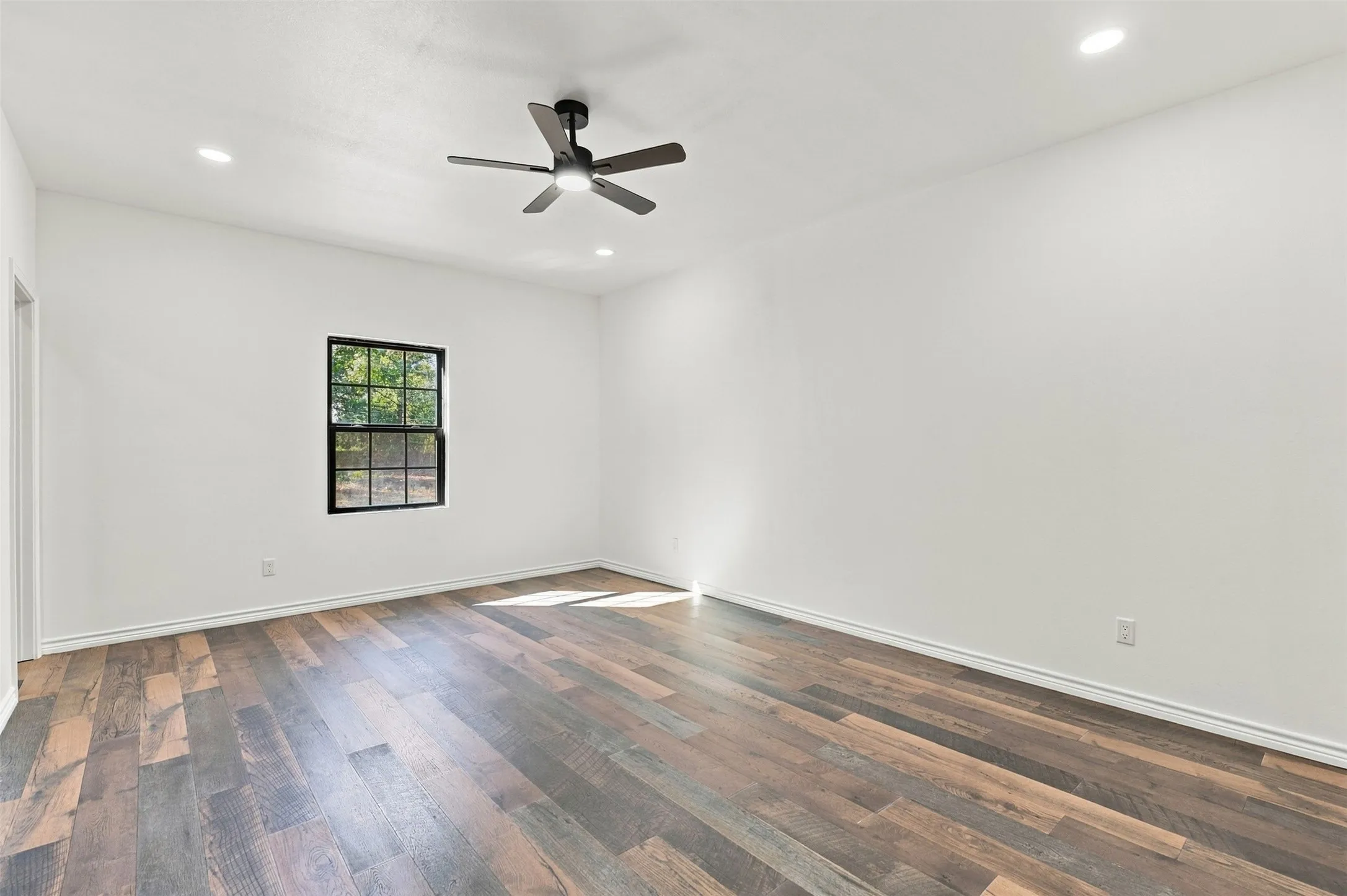 Single Family Residence For Sale in Titus County , 1707 CR 1670, Mt Pleasant, Texas 75455, 3 Bedroom, 2 Bathroom, 2 Garage spaces, 2,150 Sqft, built in 2026, mls#21409960, Real Estate Agent in Mt Pleasant, Homes For Sale in Titus county, Homes For Sale in Mt Pleasant, Realtor in Mt Pleasant Texas, Real Estate Brokerage Independent Realty Texas, Luminita Cordes Realtor