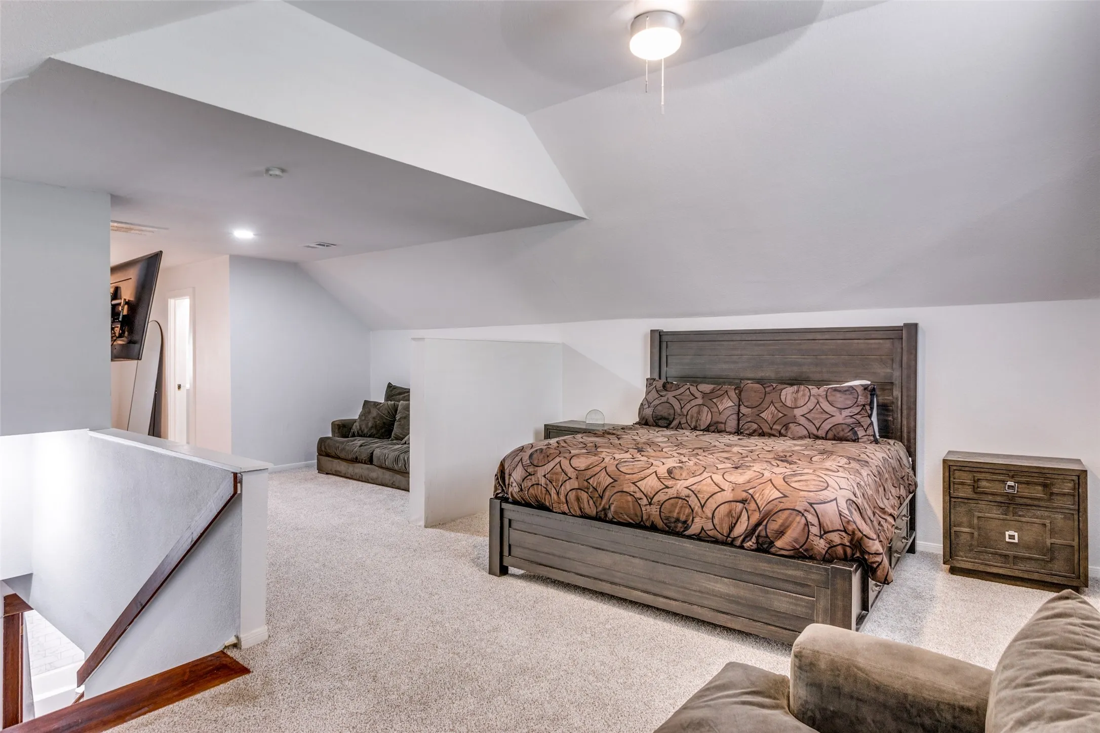 Single Family Residence For Rent in Tarrant County , 1810 5th Avenue, Fort Worth, Texas 76110, 4 Bedroom, 2 Bathroom, 2 Garage spaces, 2,160 Sqft, built in 1905, mls#21411167, Real Estate Agent in Fort Worth, Homes For Rent in Tarrant county, Homes For Rent in Fort Worth, Realtor in Fort Worth Texas, Real Estate Brokerage Independent Realty Texas, Luminita Cordes Realtor