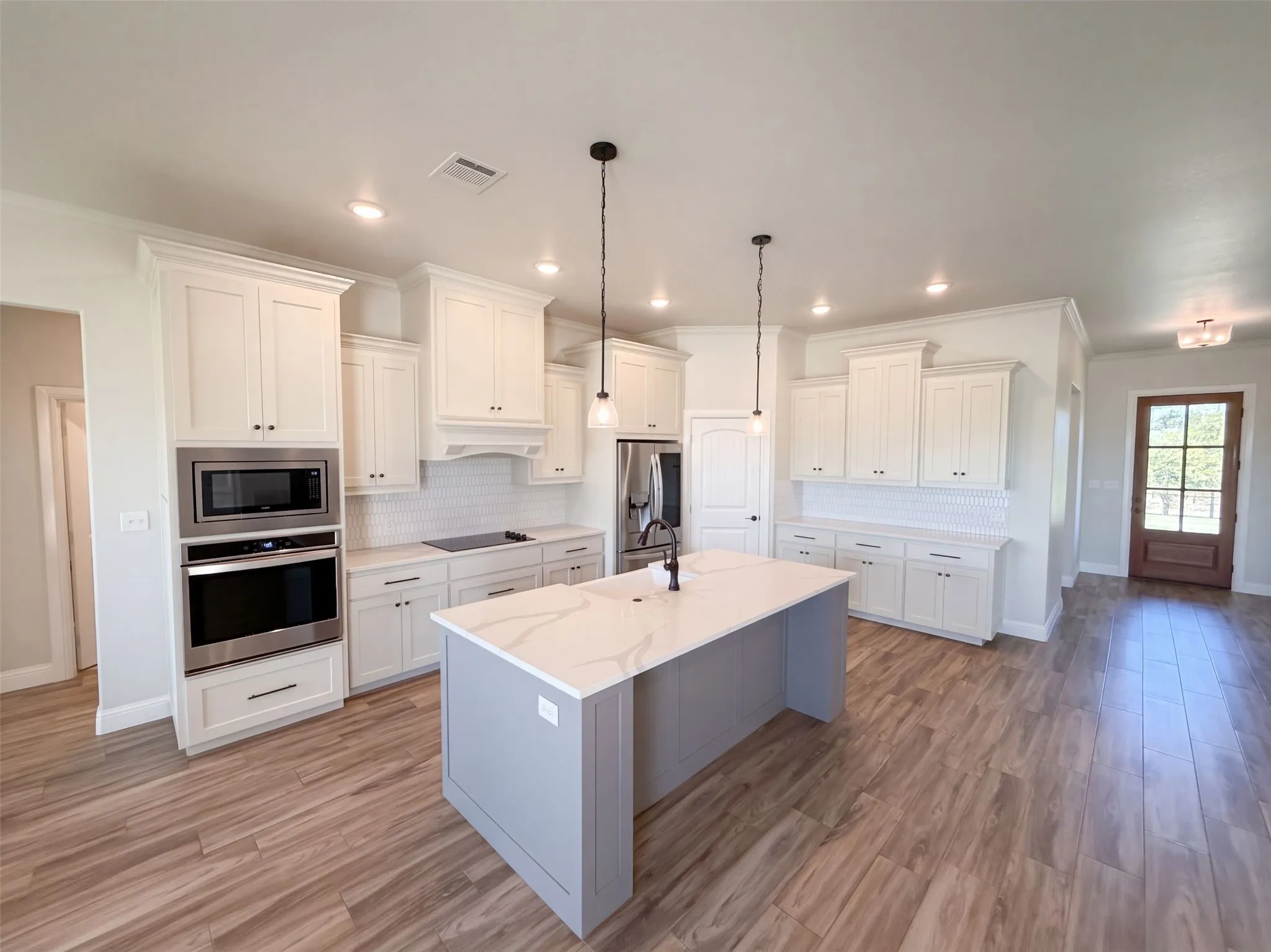 Single Family Residence For Sale in Parker County , 1532 Turpin Lake Road, Poolville, Texas 76487, 4 Bedroom, 3 Bathroom, 3 Garage spaces, 2,541 Sqft, built in 2021, mls#21410751, Real Estate Agent in Poolville, Homes For Sale in Parker county, Homes For Sale in Poolville, Realtor in Poolville Texas, Real Estate Brokerage Independent Realty Texas, Luminita Cordes Realtor
